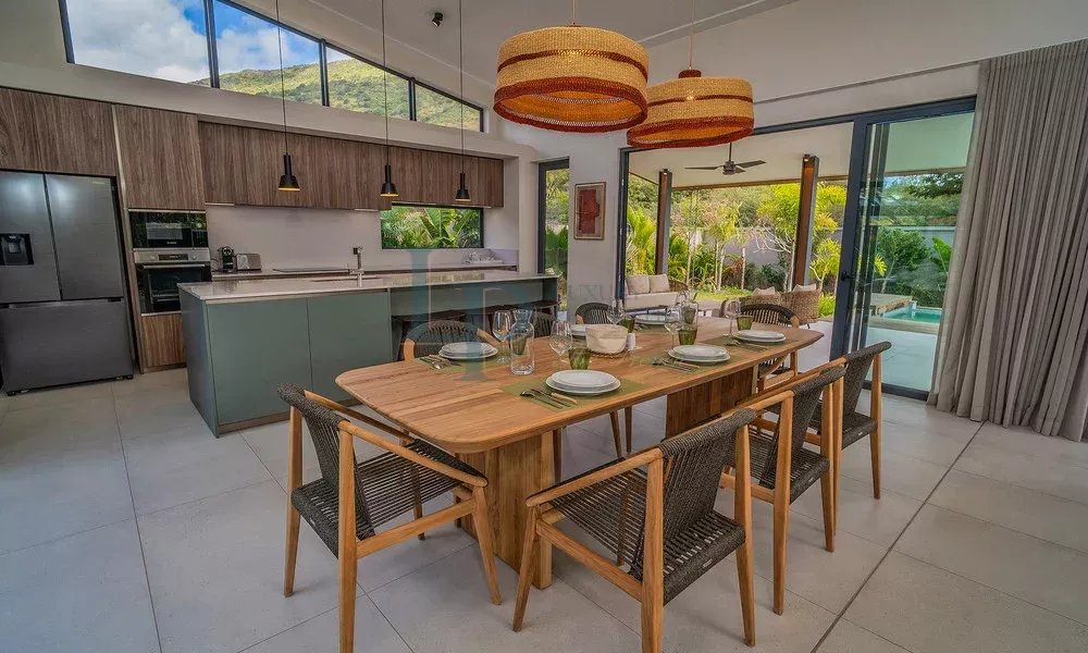 Villa de Luxe à Tamarin avec Piscine Privée