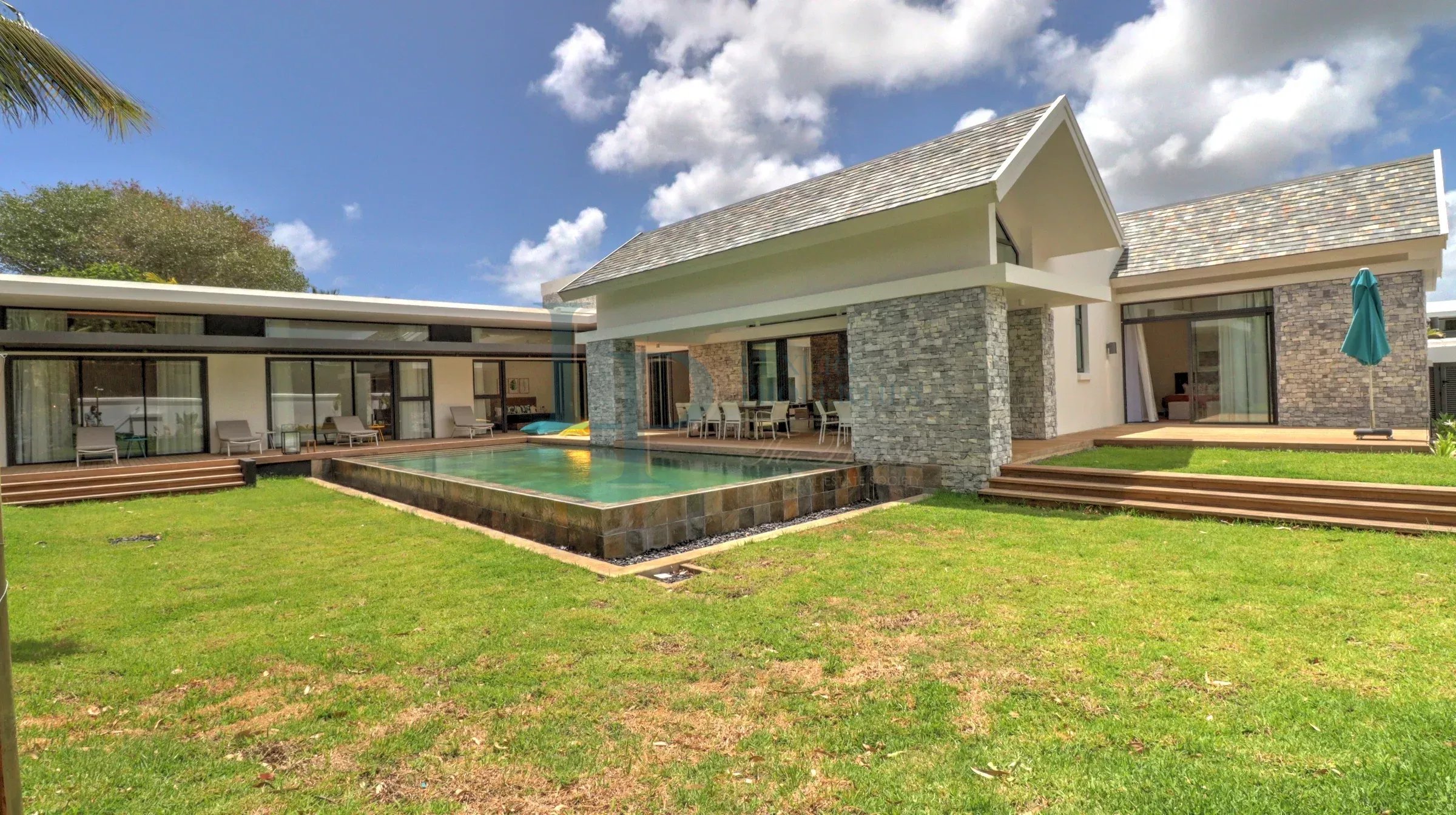 Superbe Villa moderne de 4 chambres au nord de l’ile Maurice