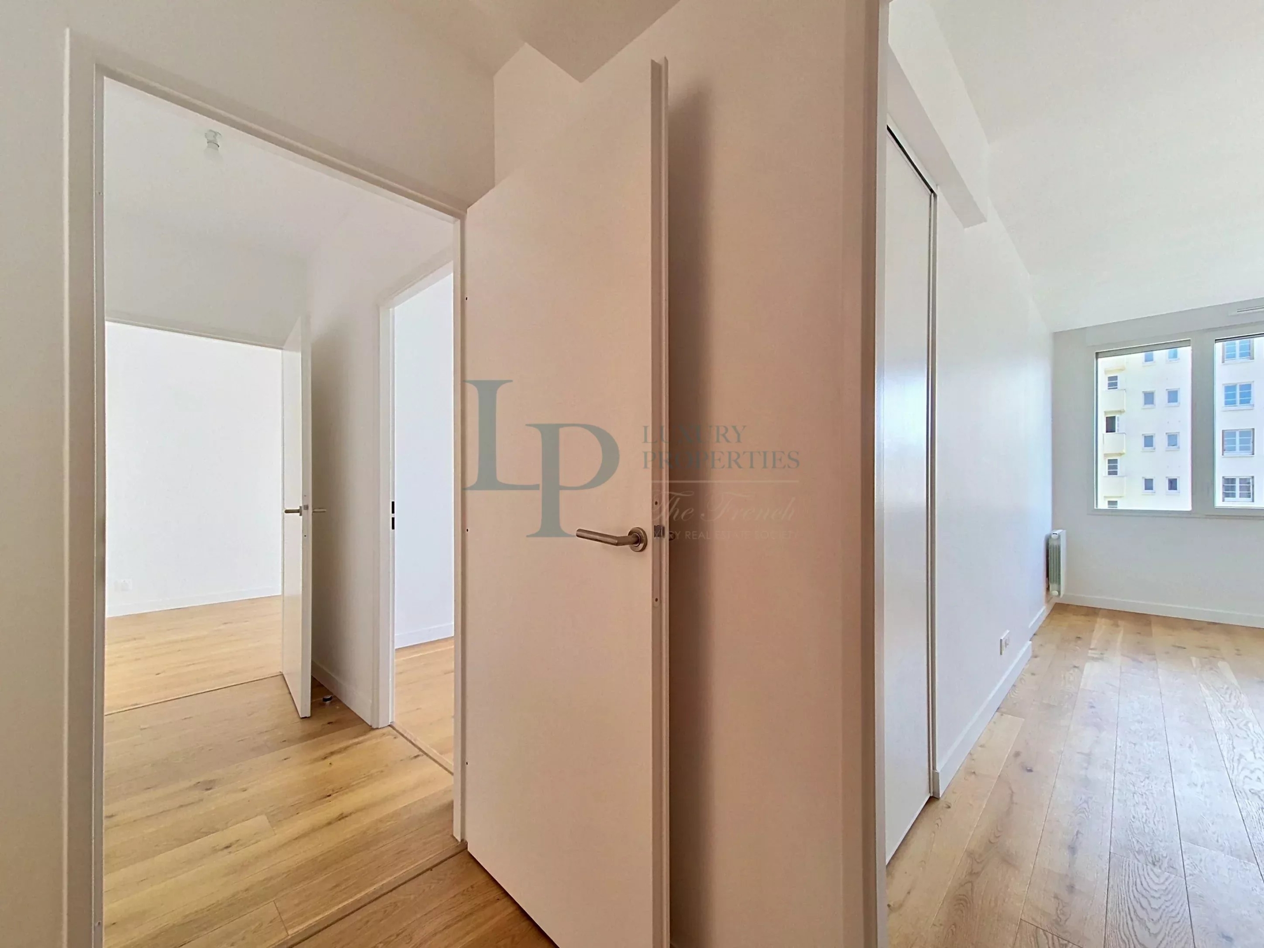 RÉSIDENCE CARRÉ DES ARTS · ISSY-LES-MOULINEAUX – Duplex d’exception