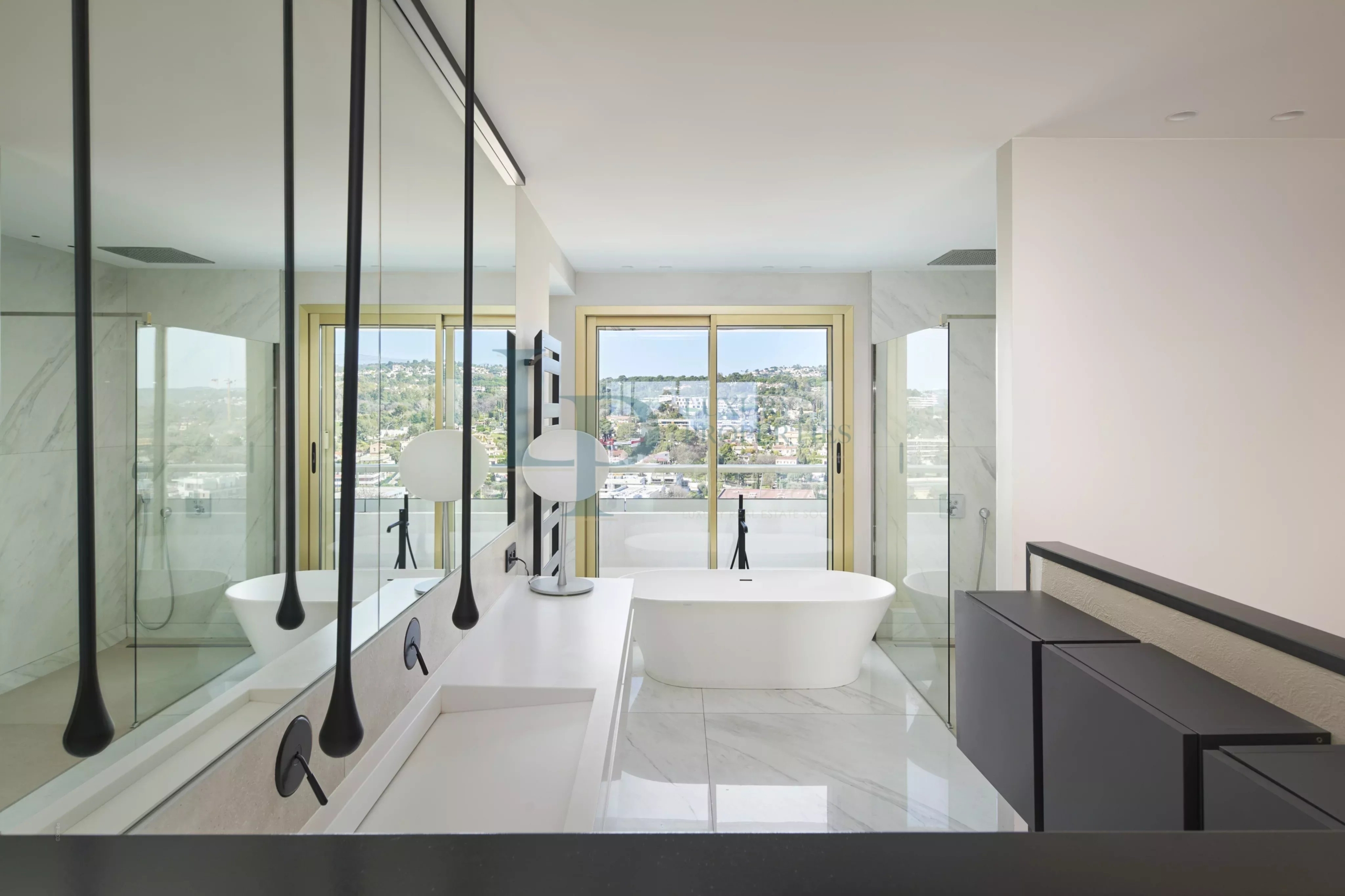 Un Penthouse de collection !