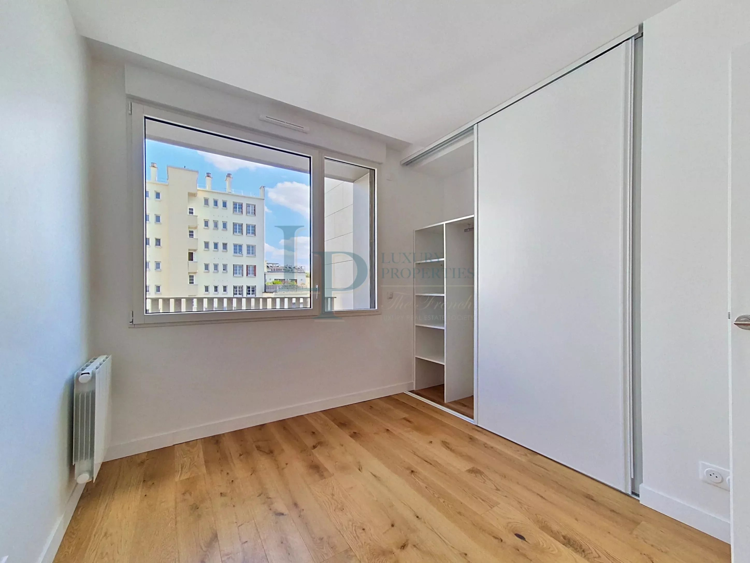 RÉSIDENCE CARRÉ DES ARTS · ISSY-LES-MOULINEAUX – Duplex d’exception