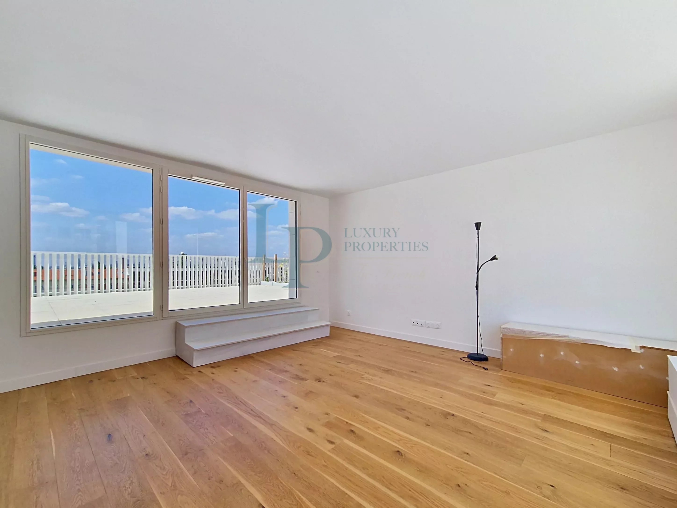 RÉSIDENCE CARRÉ DES ARTS · ISSY-LES-MOULINEAUX – Duplex d’exception