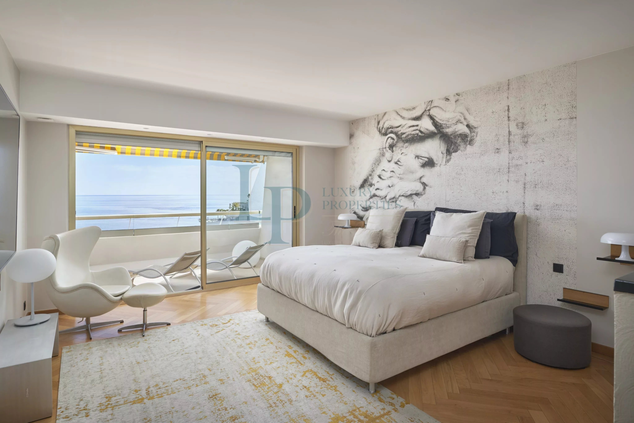 Un Penthouse de collection !
