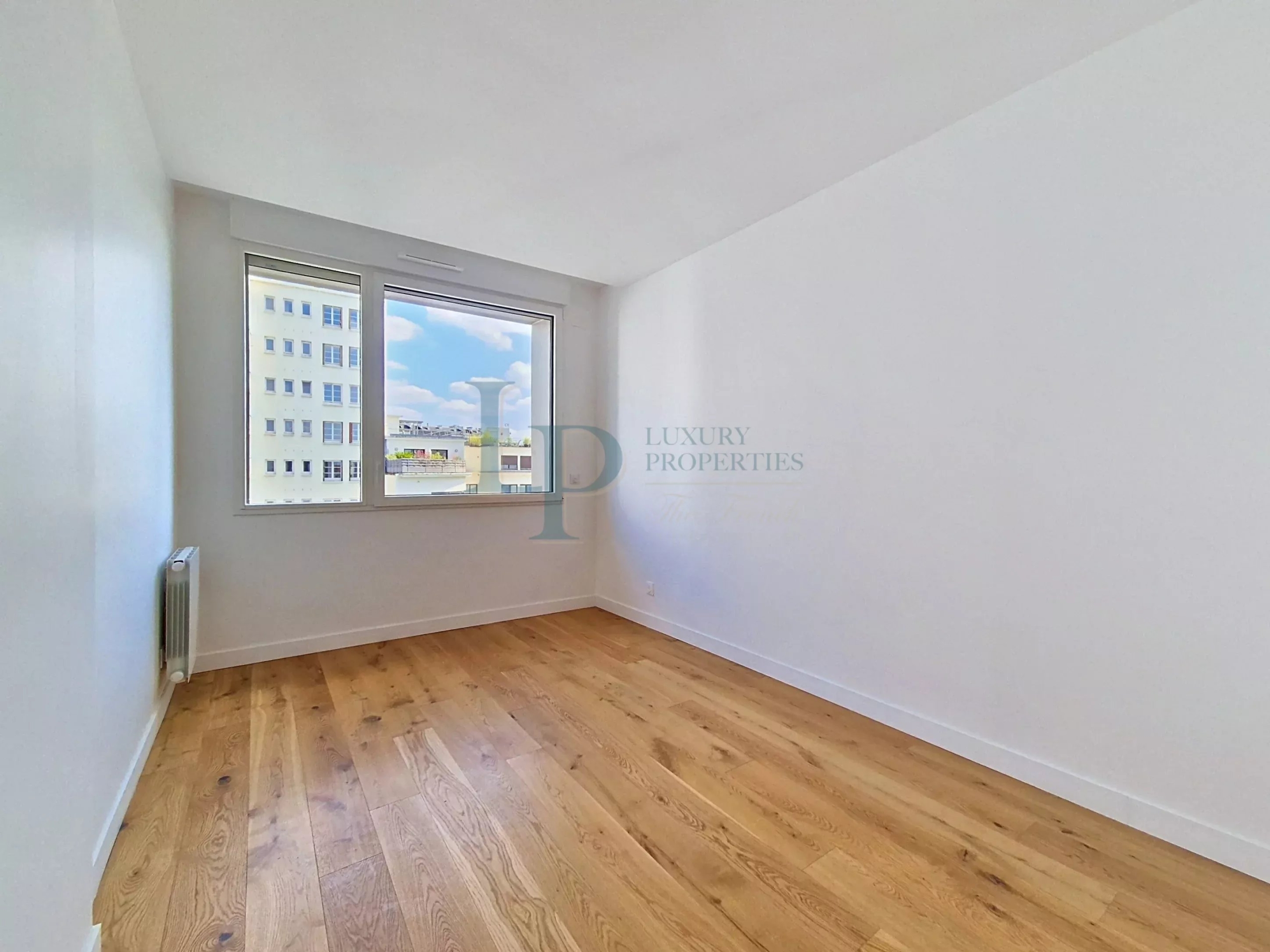 RÉSIDENCE CARRÉ DES ARTS · ISSY-LES-MOULINEAUX – Duplex d’exception