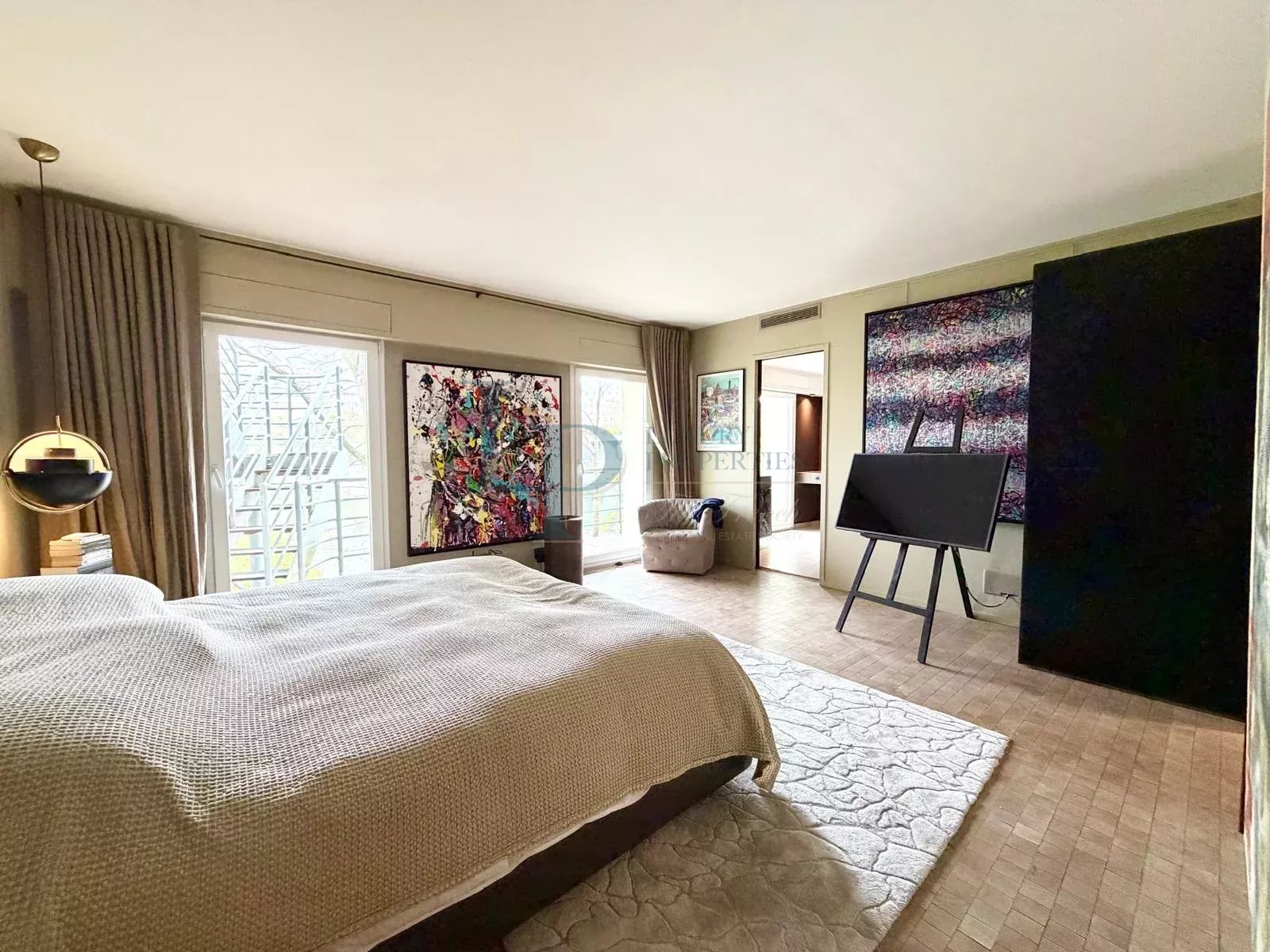 NEUILLY-SUR-SEINE – BORDS DE SEINE – Vue panoramique – Rénovation d’exception – Prestations ultra premium