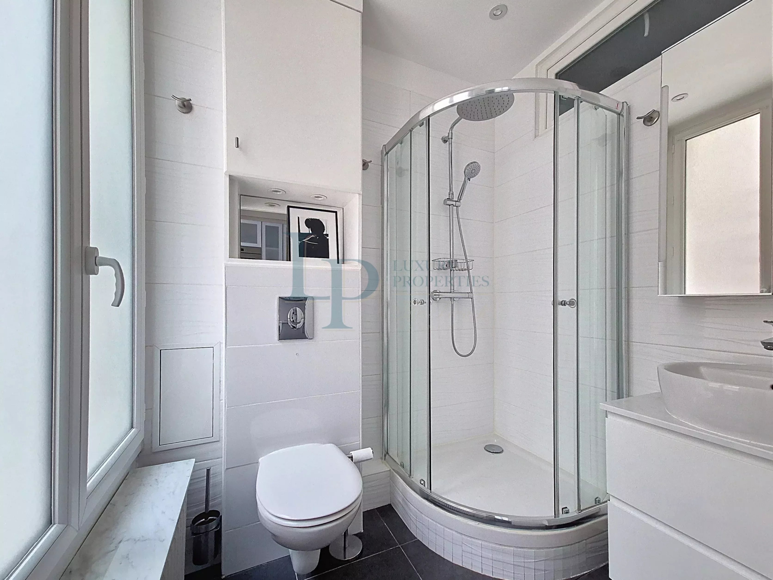 Studio Moderne au Trocadéro, Paris 16ème