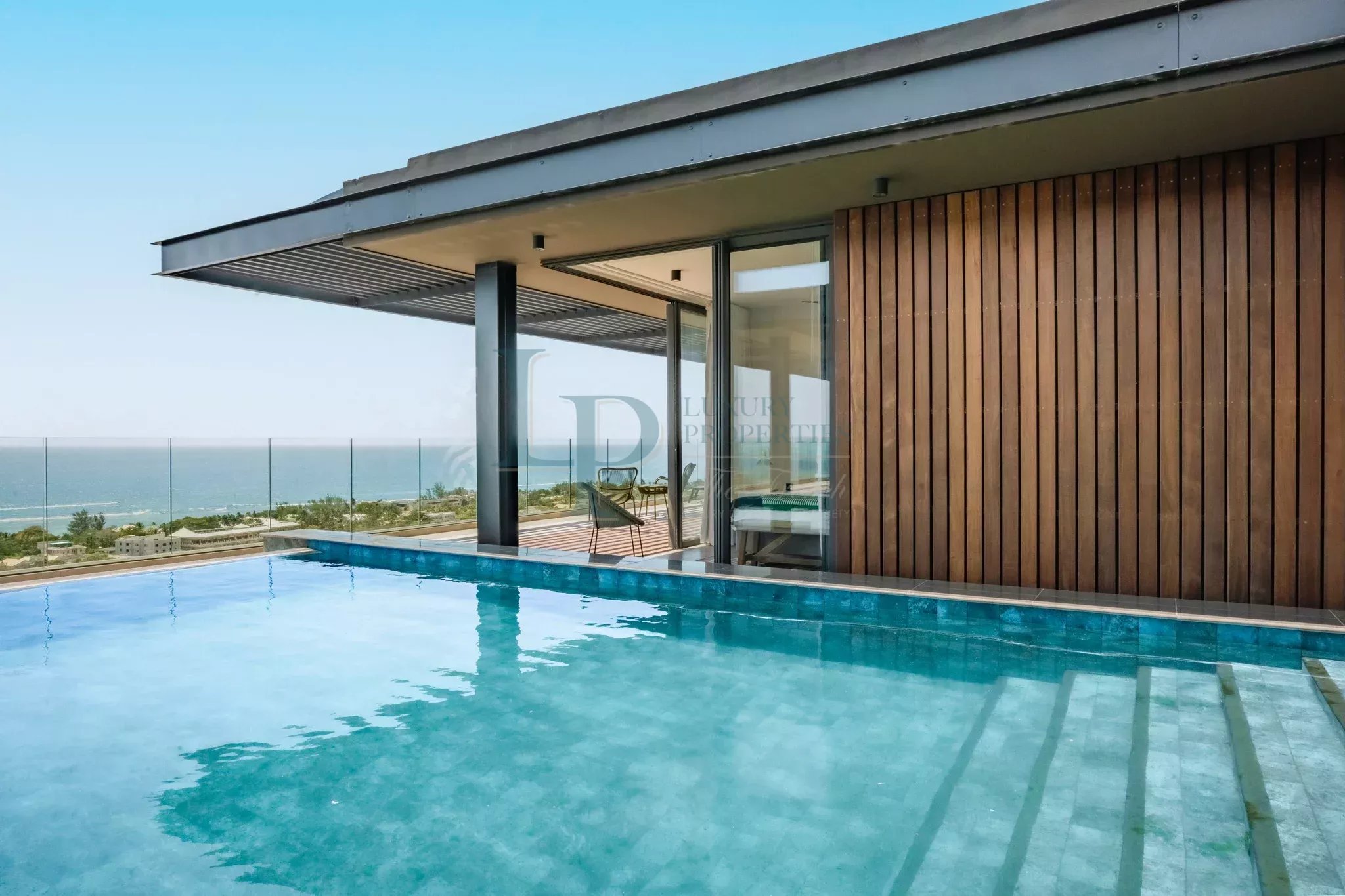 PENTHOUSE 5P EXCLUSIF !