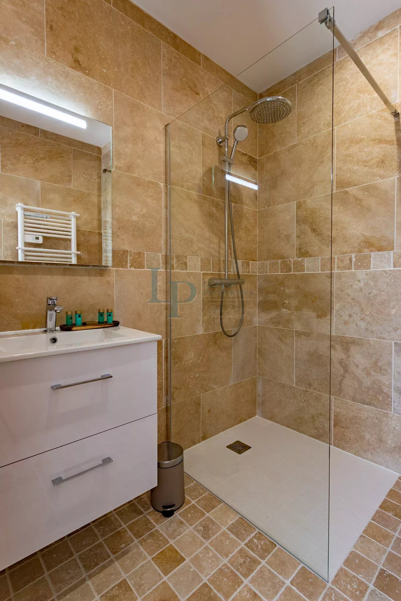 APPARTEMENT 3 PIÈCES MEUBLÉ AVEC BALCON – LE PYLA-SUR-MER
