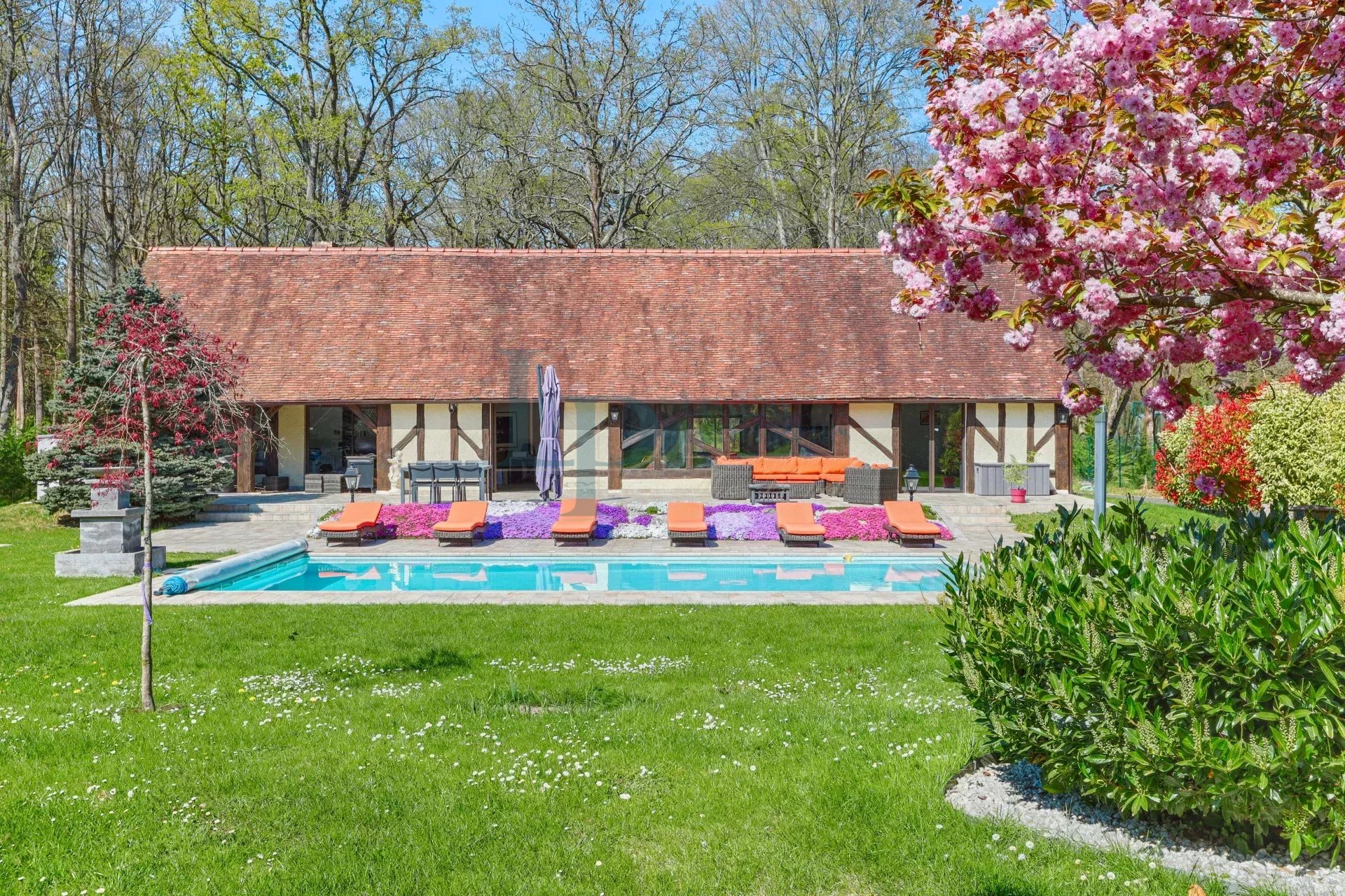 Propriété de charme dans le Domaine du Lys