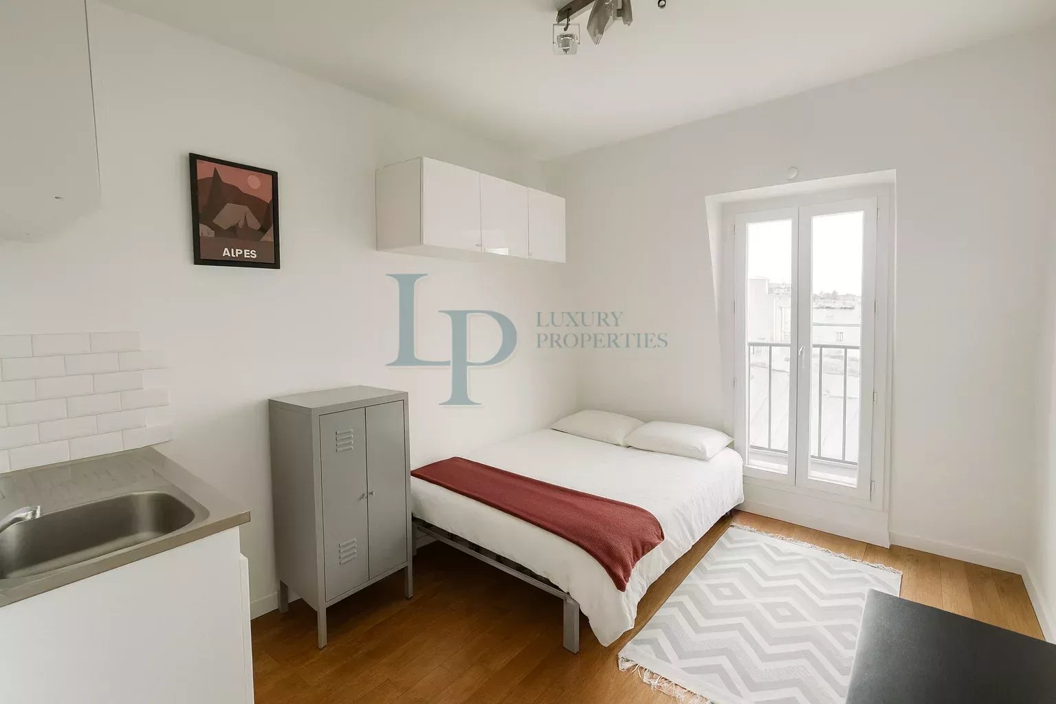 Studio – Ternes/Poncelet – Balcon – Cave