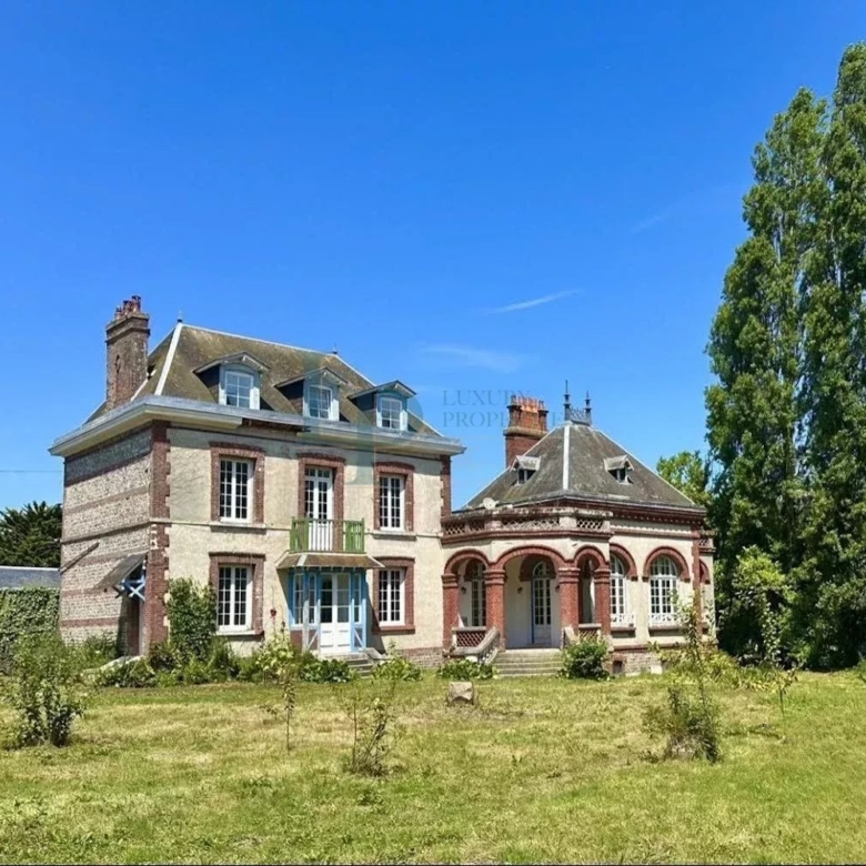 PROPRIÉTÉ D’EXCEPTION SUR 2366 M2 DE TERRAIN, SAINT VALÉRY EN CAUX, CÔTE D’ALBÂTRE, SEINE-MARITIME (76) SAINT-VALERY-EN-CAUX (76460)
