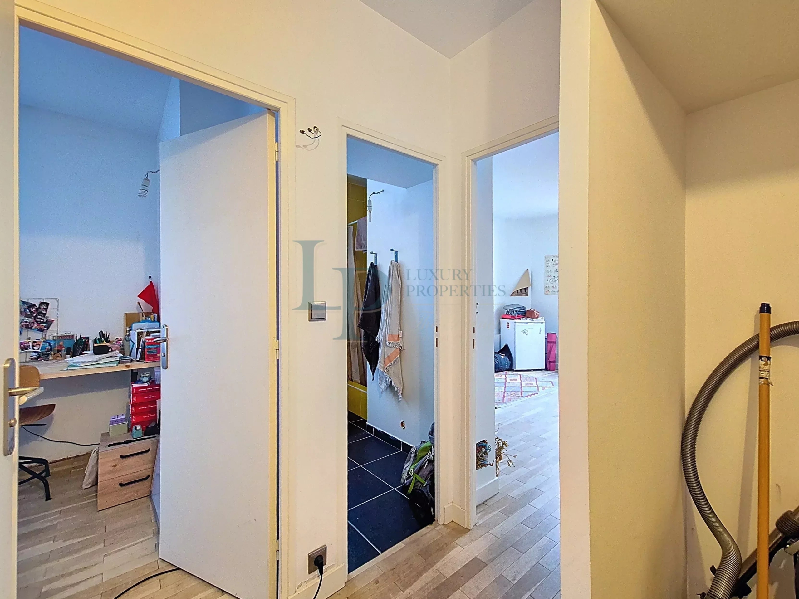Charmant T2 Paris 19ème avec Digicode sécurisé
