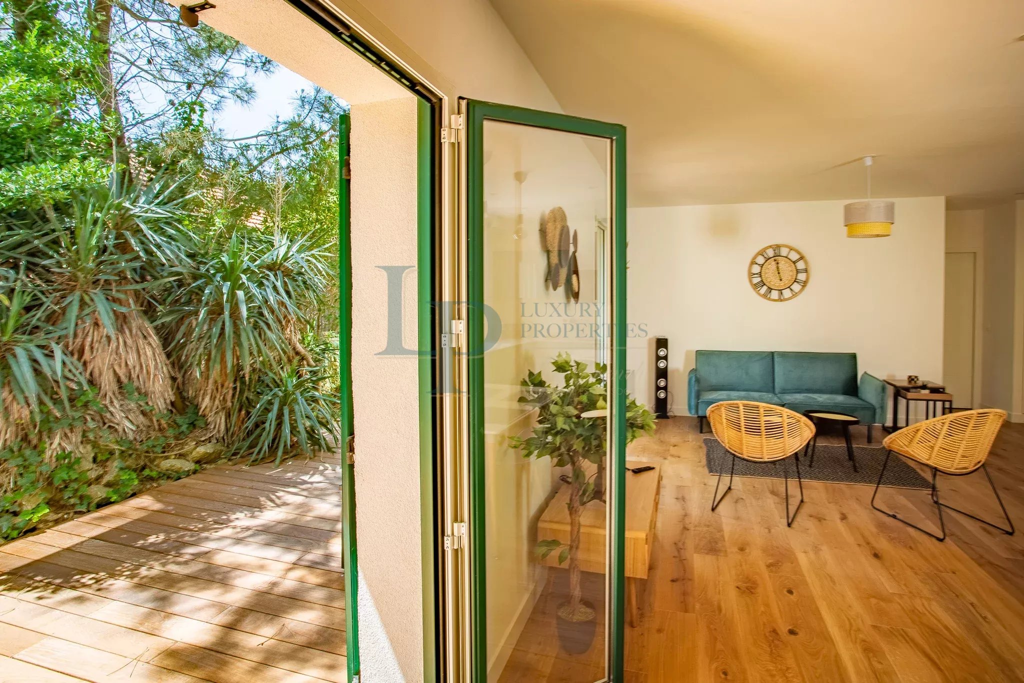 APPARTEMENT 3 PIÈCES MEUBLÉ AVEC TERRASSE DE 91M²– LE PYLA-SUR-MER