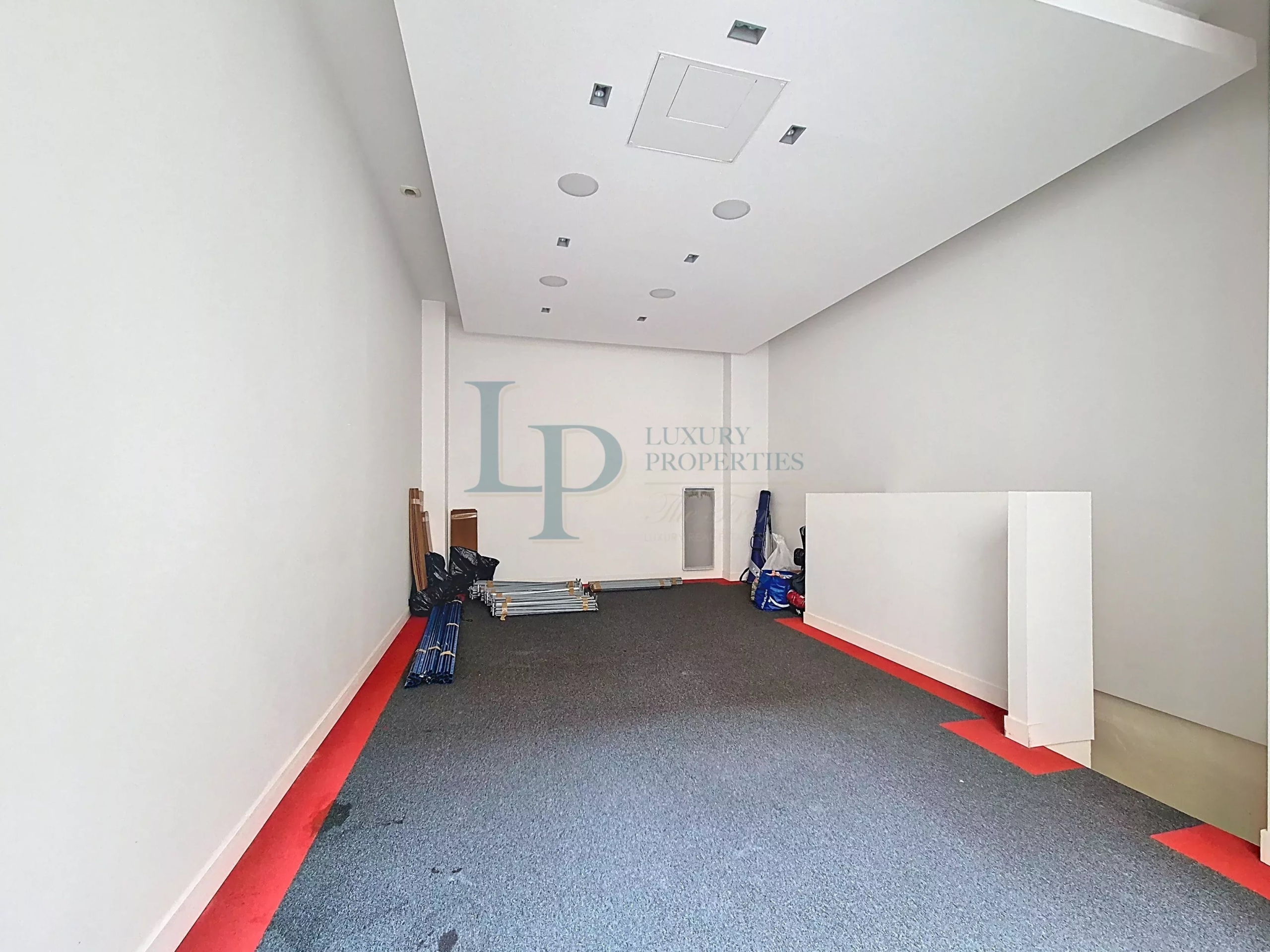 PARIS 8 – PARC MONCEAU / HAUSSMANN – BUREAUX D’ENVIRON 400 M2