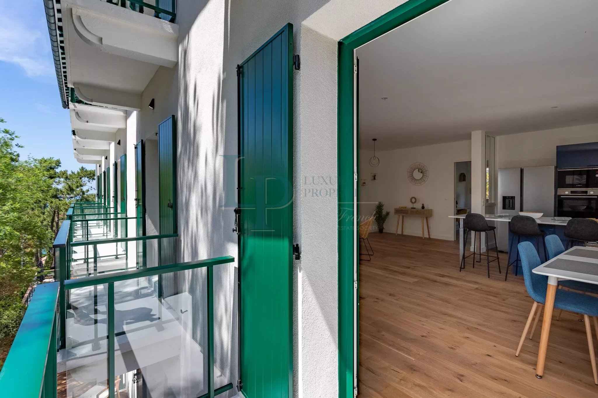APPARTEMENT 3 PIÈCES MEUBLÉ AVEC BALCON – LE PYLA-SUR-MER