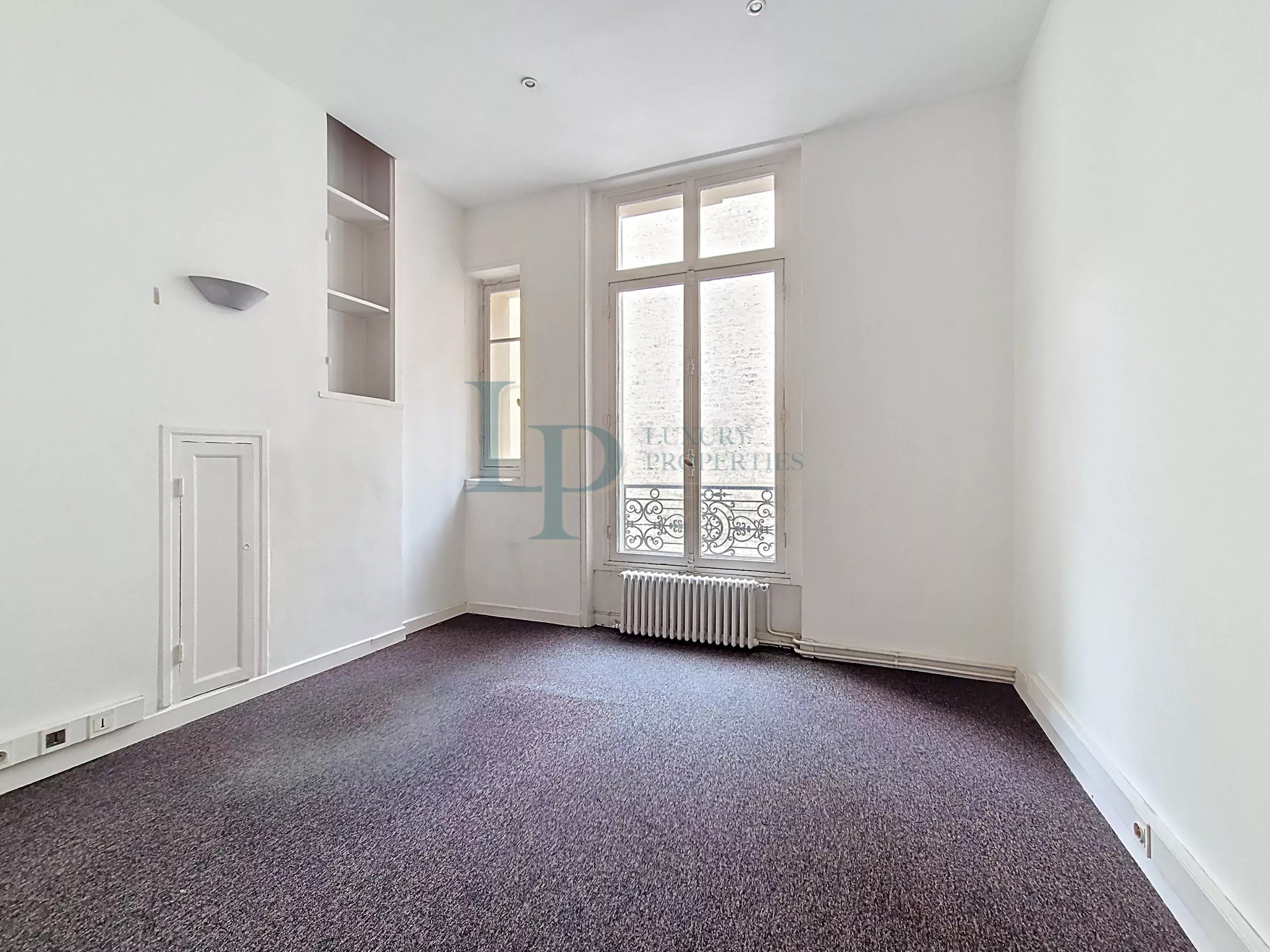 PARIS 8 – PARC MONCEAU / HAUSSMANN – BUREAUX D’ENVIRON 400 M2
