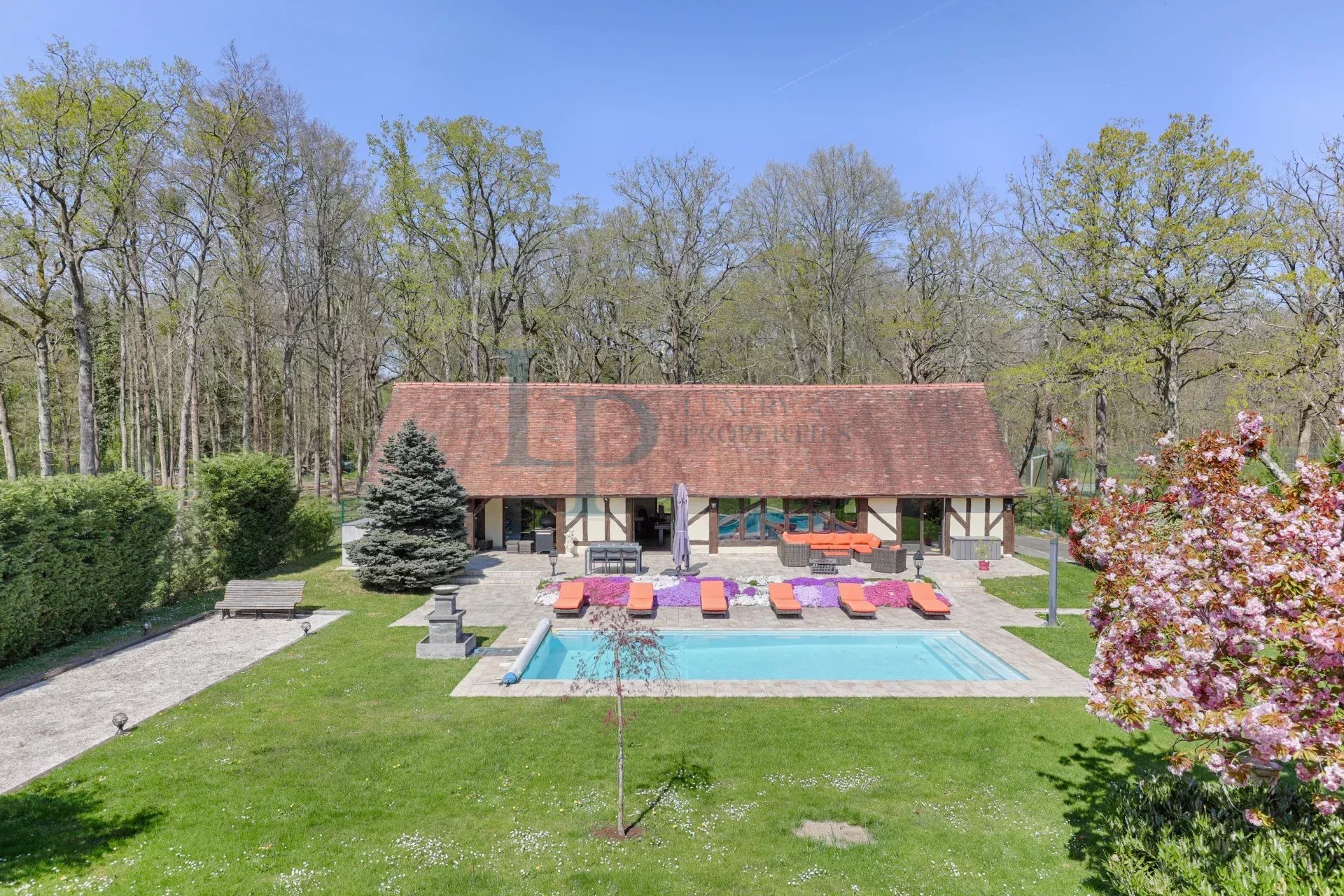 Propriété de charme dans le Domaine du Lys