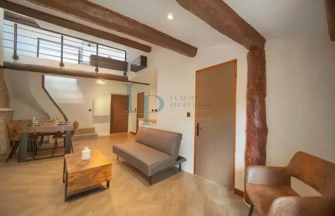 Appartement 3 pièces rénové au cœur du Suquet