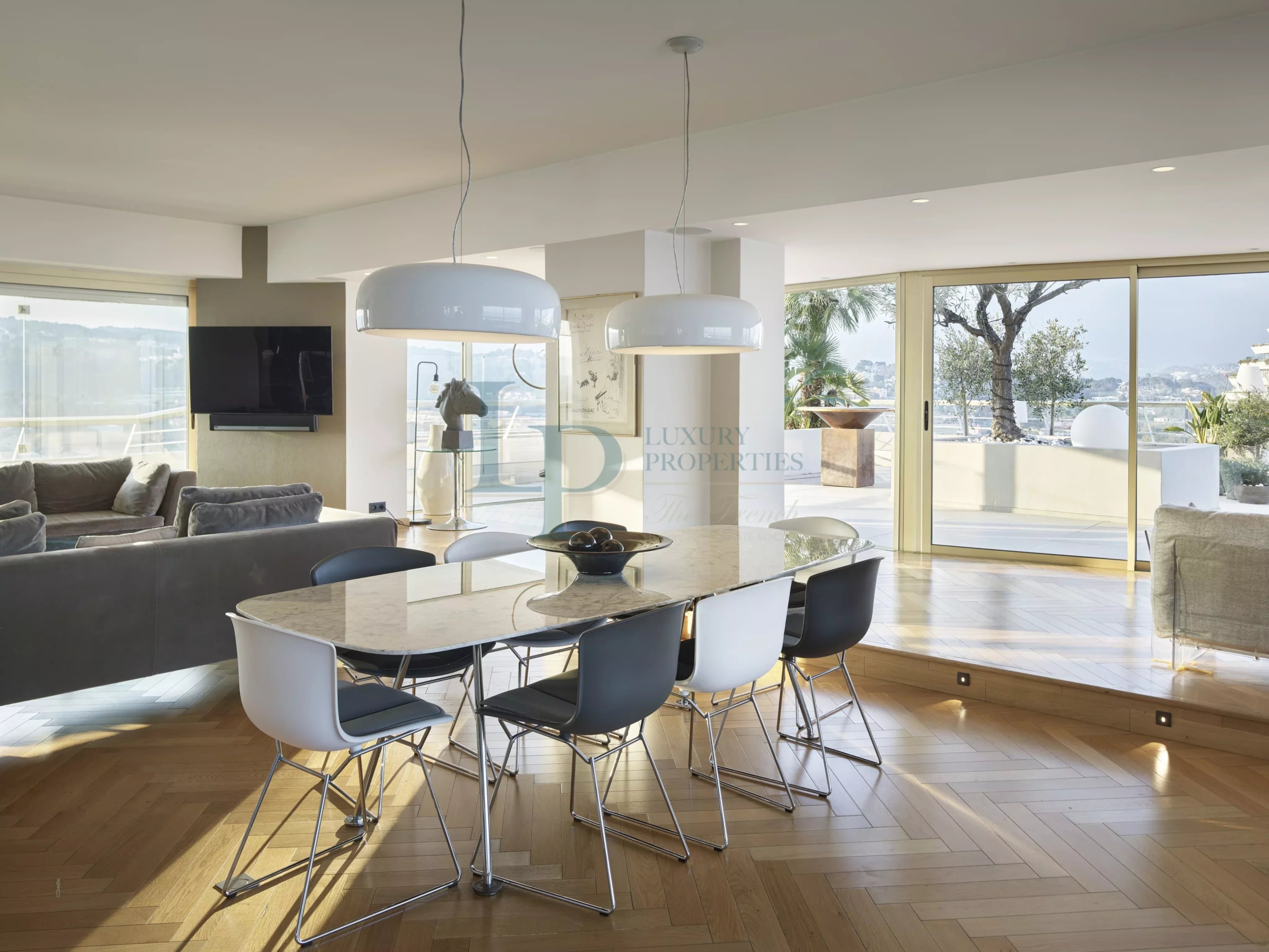 Un Penthouse de collection !