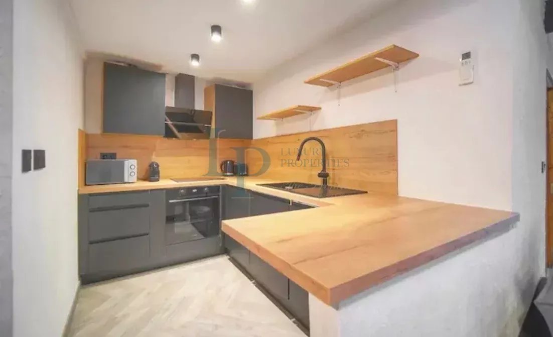 Appartement 3 pièces rénové au cœur du Suquet
