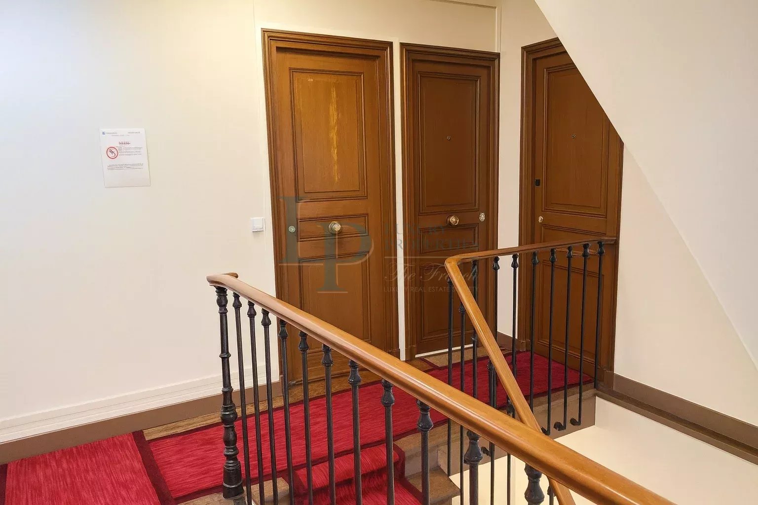 Studio – Ternes/Poncelet – Balcon – Cave
