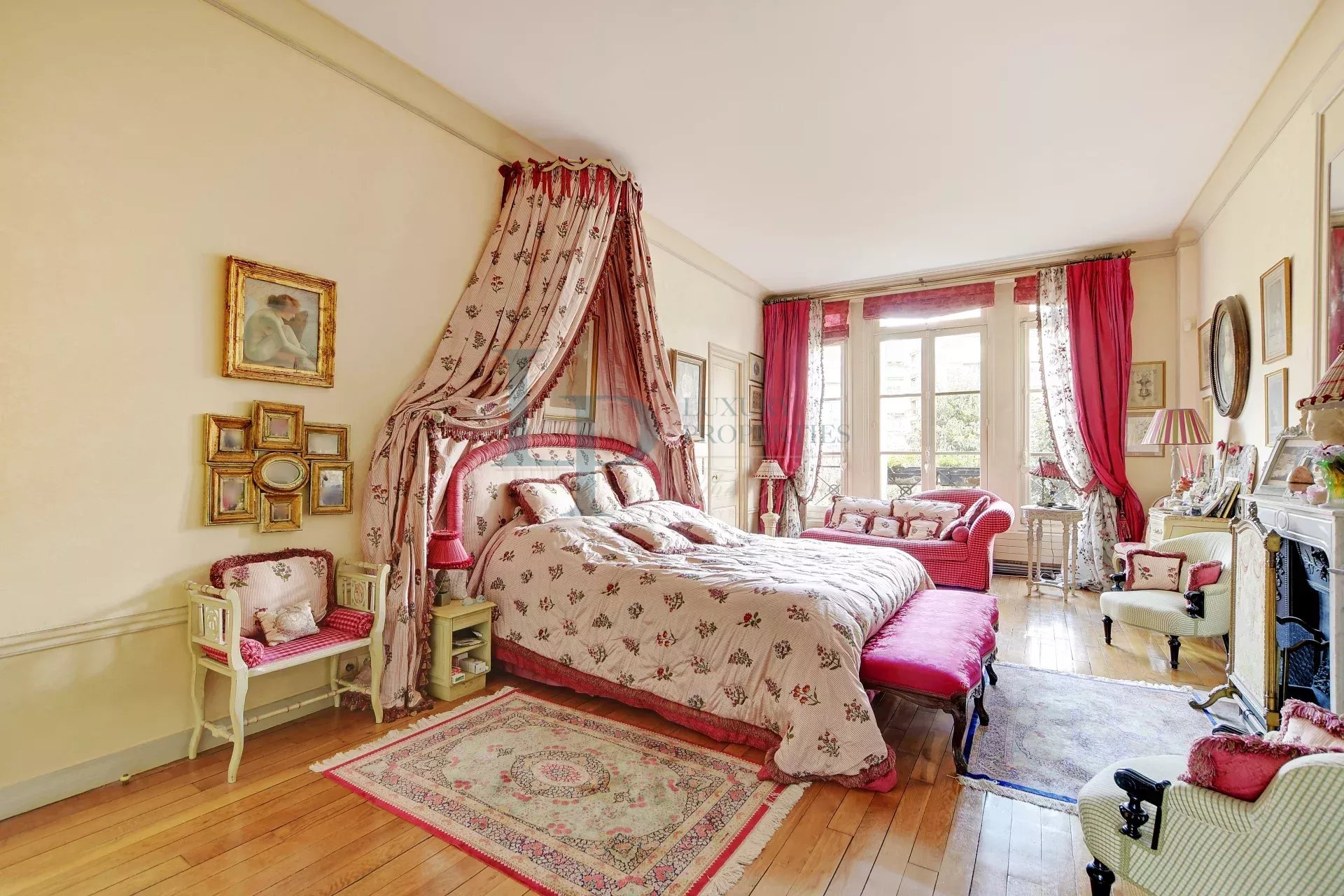 HÔTEL PARTICULIER – HAMEAU PRIVÉ – PARIS XVI