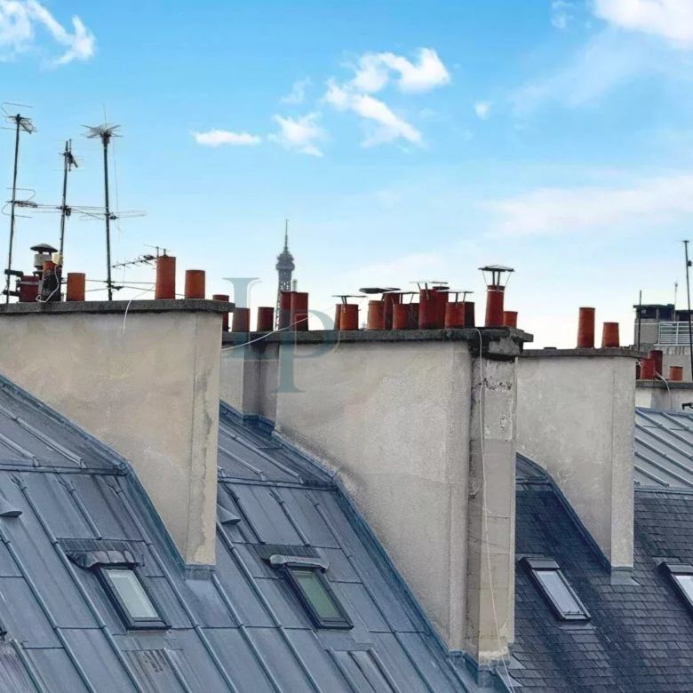 Studette équipée à vendre – Paris VIII – Europe / Saint-Augustin