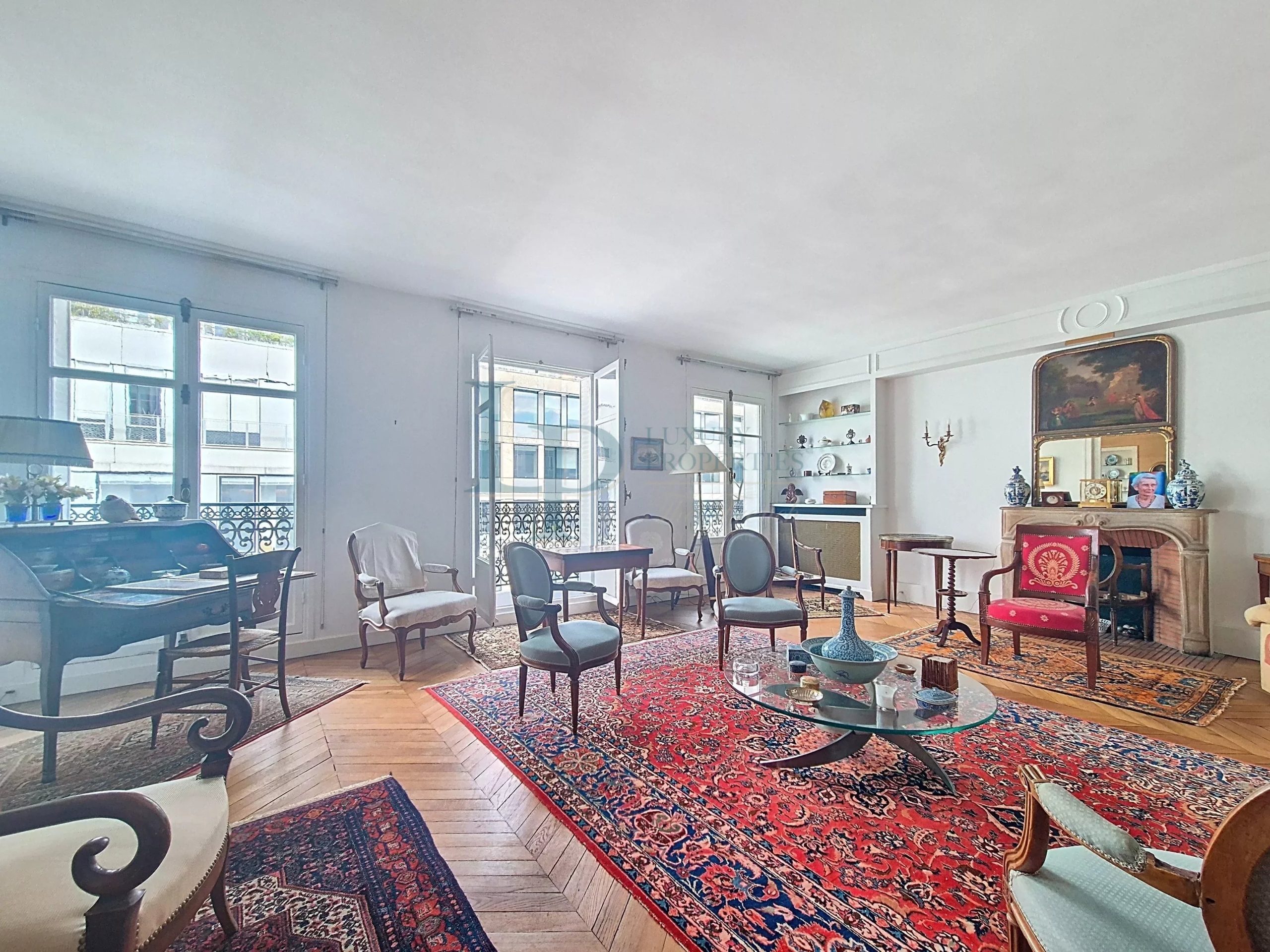Appartement d’Exception à Plaine-Monceau