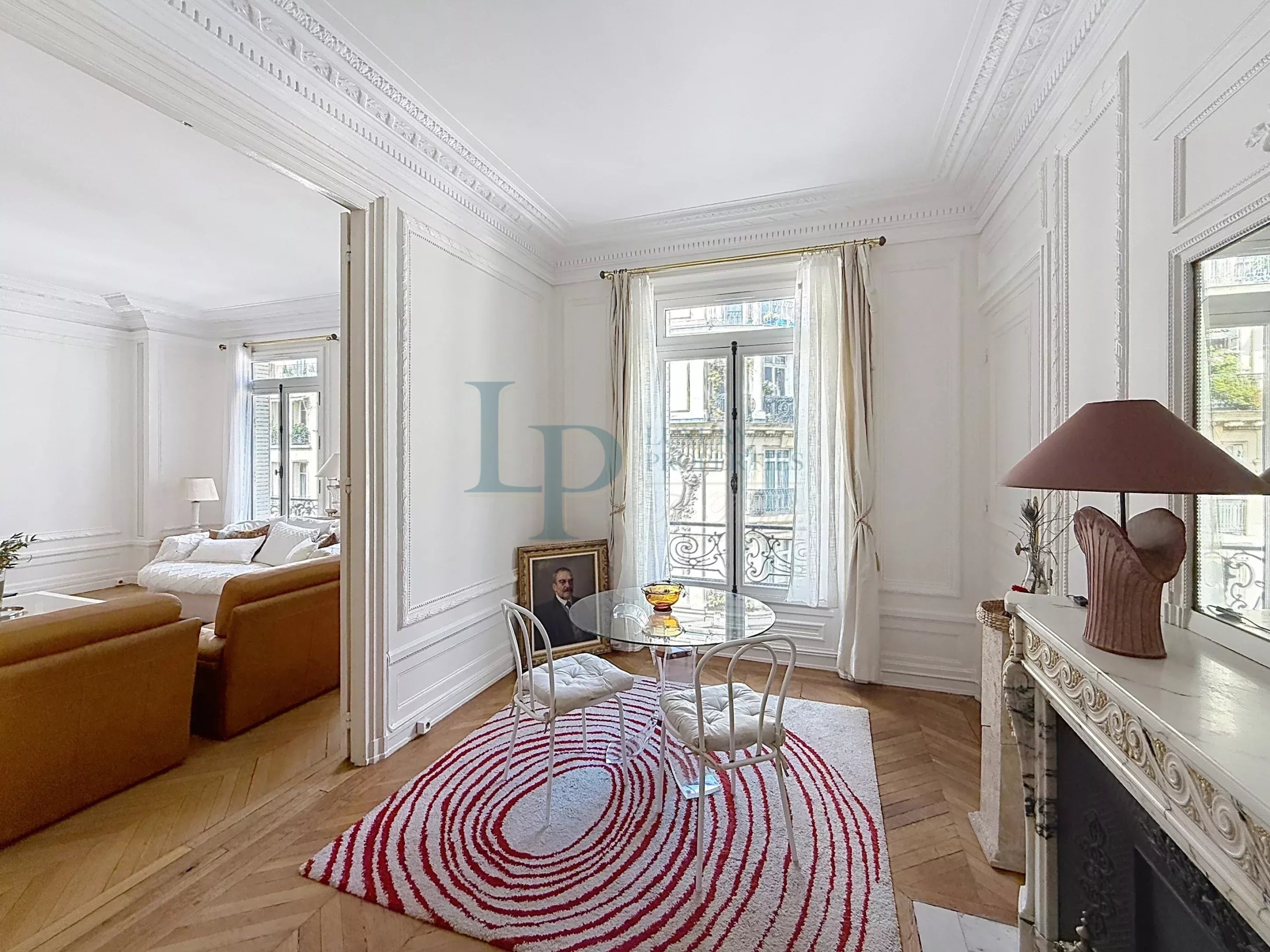 EXCLUSIVITÉ – PARIS VIII – APPARTEMENT 6 PIÈCES – 3/4 CHAMBRES –