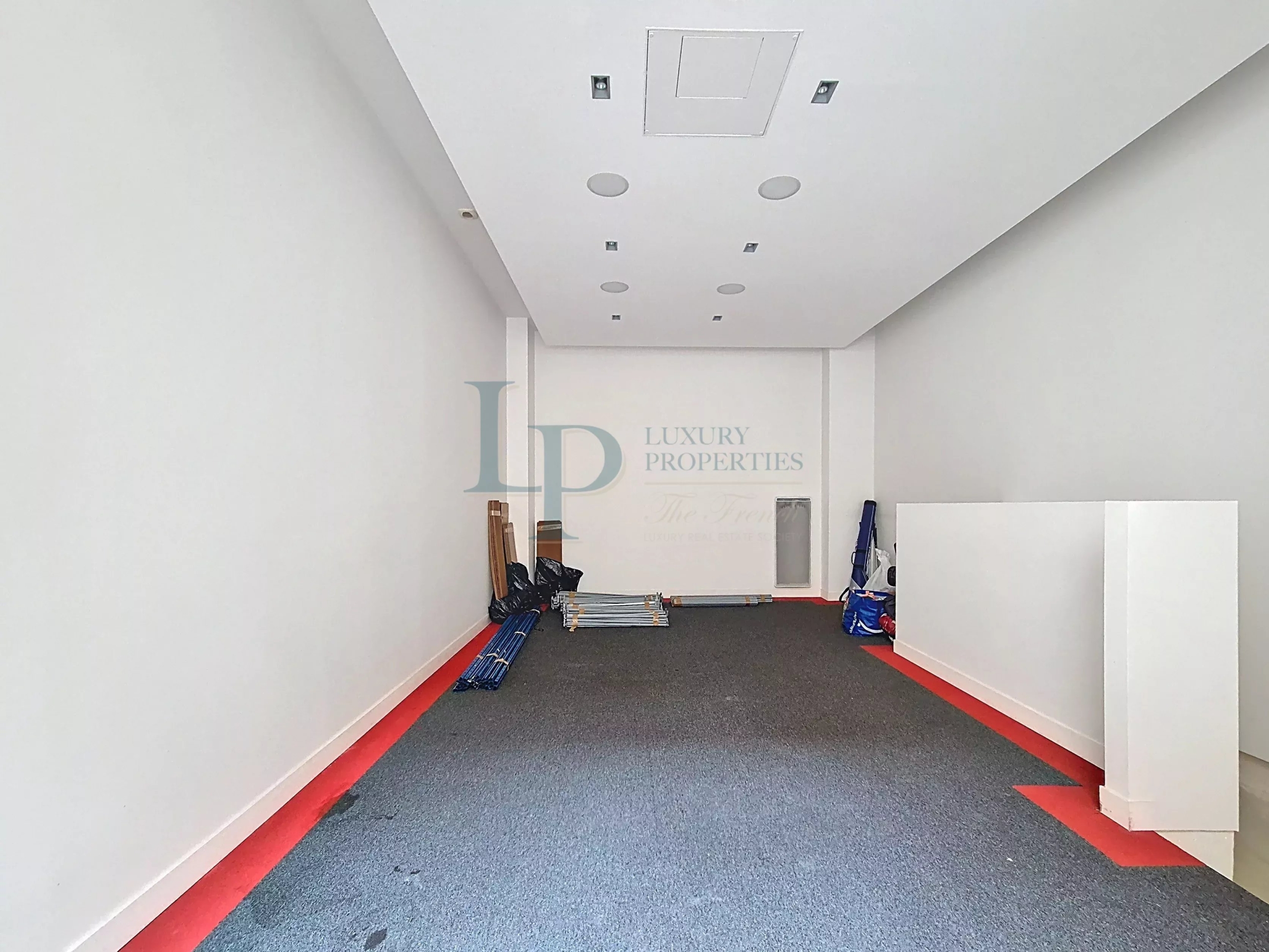 PARIS 8 – PARC MONCEAU / HAUSSMANN – BUREAUX D’ENVIRON 400 M2
