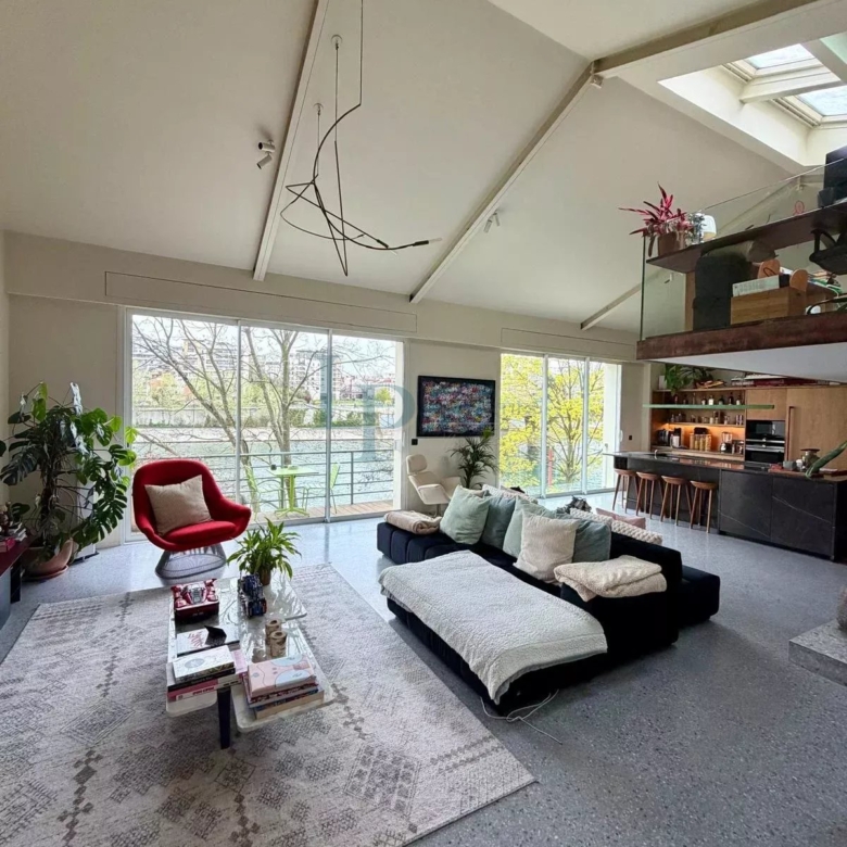 780