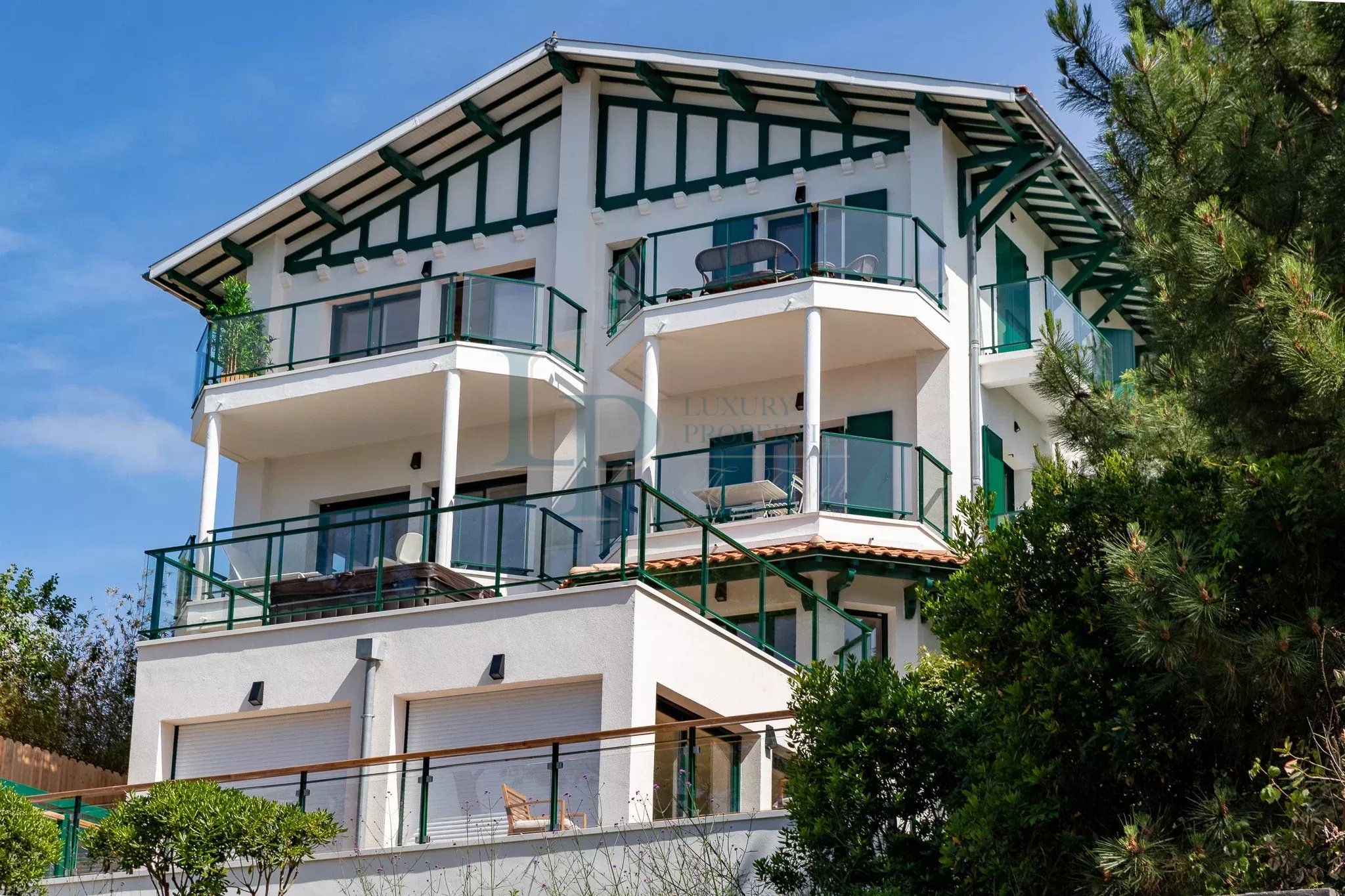 APPARTEMENT 3 PIÈCES MEUBLÉ AVEC BALCON – LE PYLA-SUR-MER