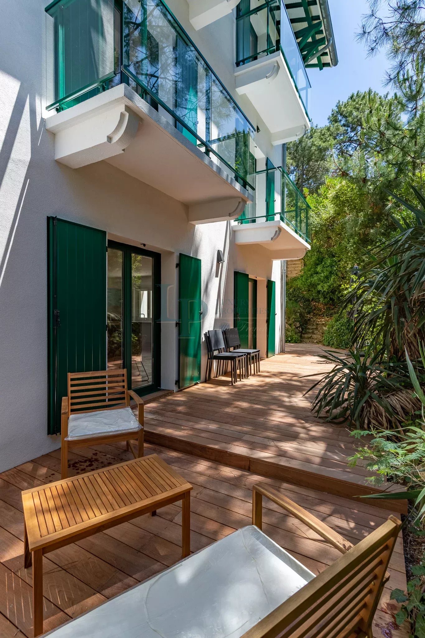 APPARTEMENT 3 PIÈCES MEUBLÉ AVEC TERRASSE DE 91M²– LE PYLA-SUR-MER