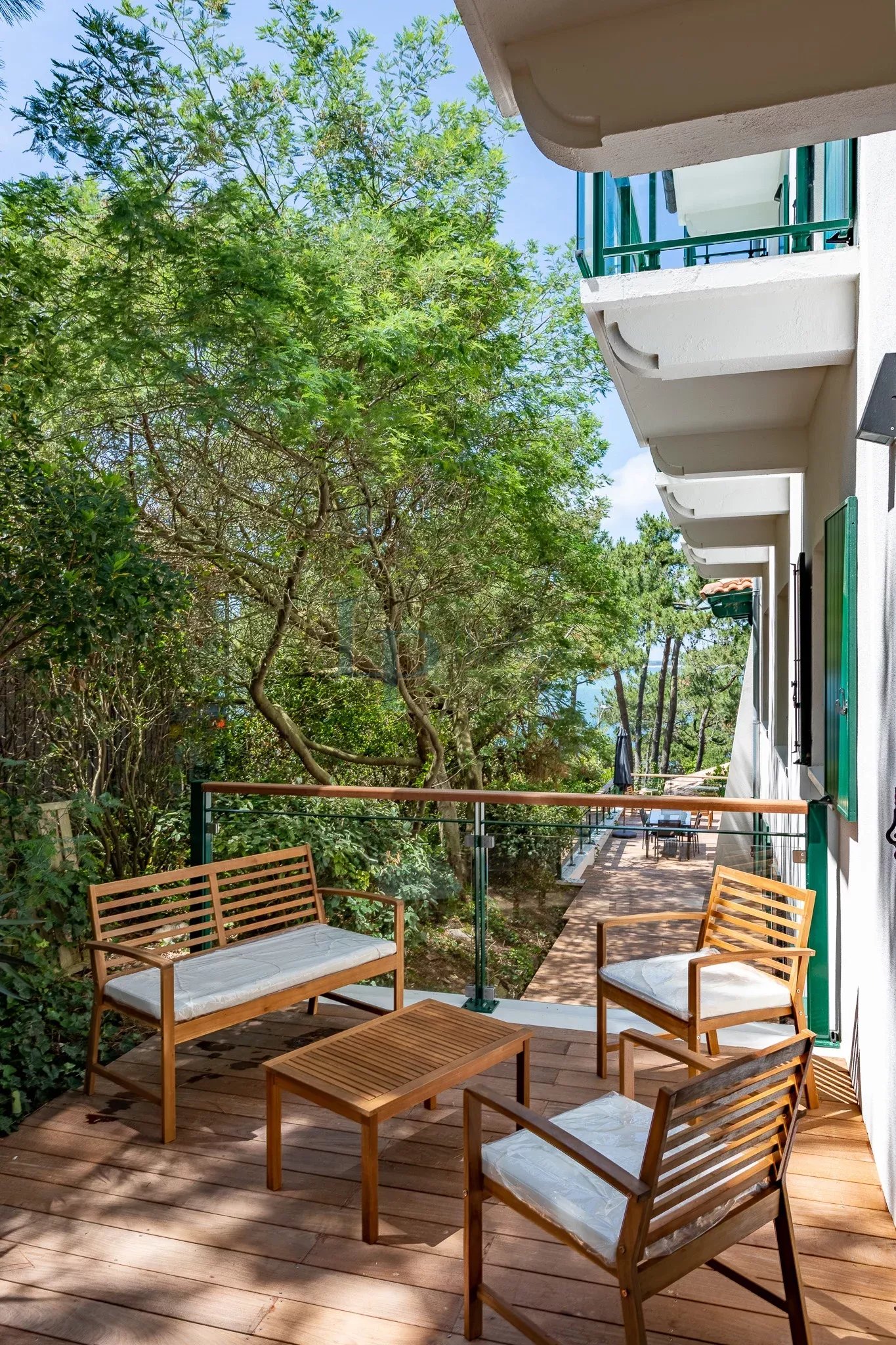 APPARTEMENT 3 PIÈCES MEUBLÉ AVEC TERRASSE DE 91M²– LE PYLA-SUR-MER