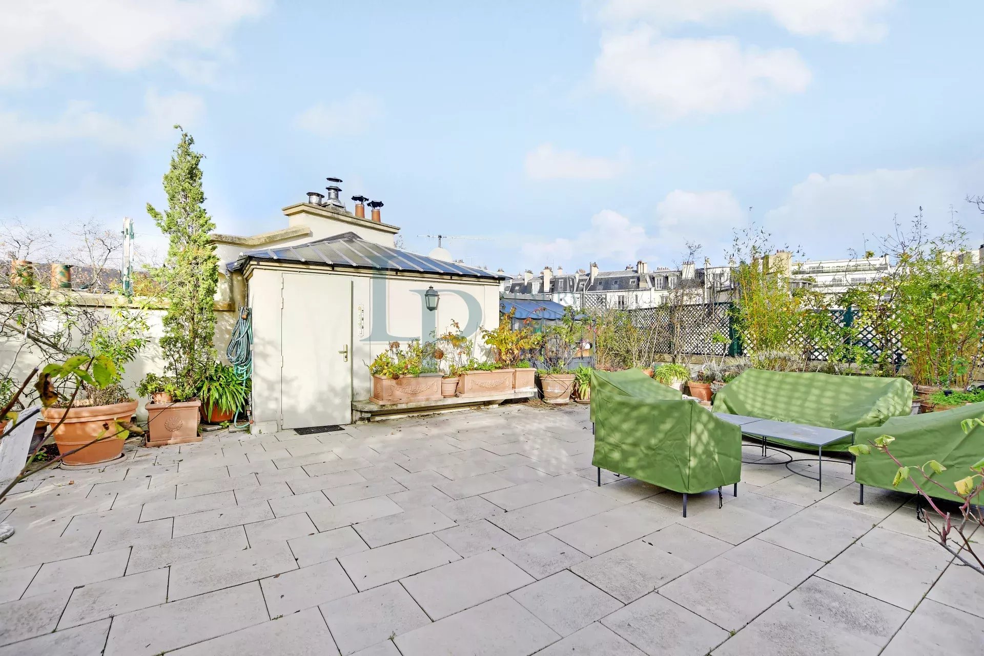 HÔTEL PARTICULIER – HAMEAU PRIVÉ – PARIS XVI