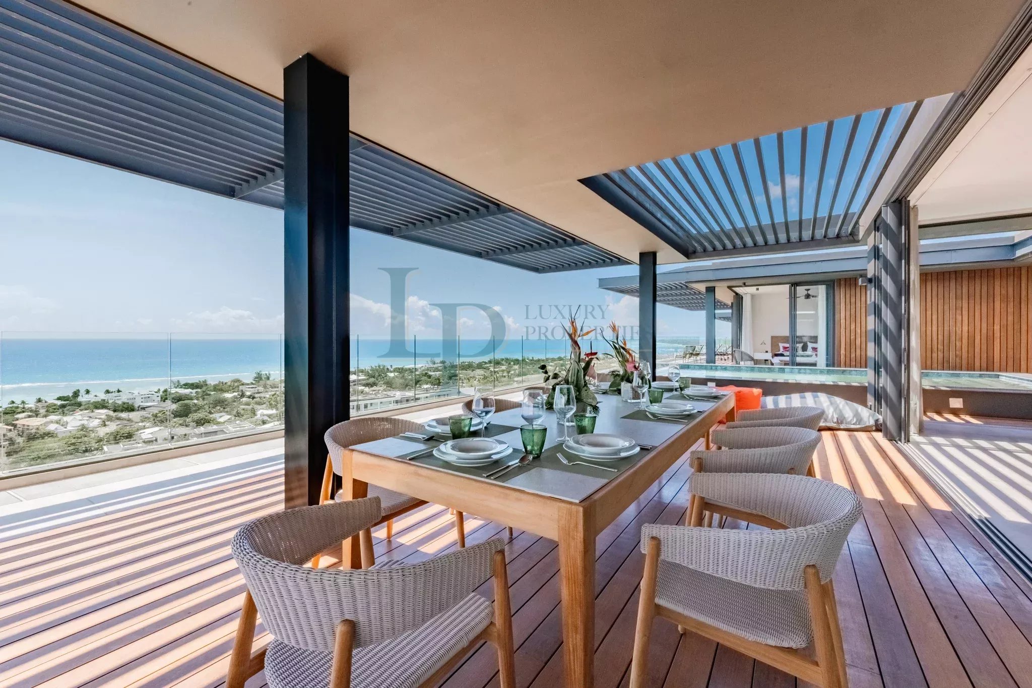 PENTHOUSE 5P EXCLUSIF !