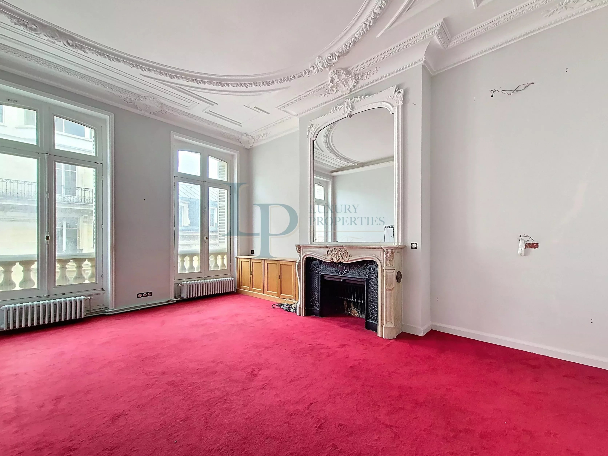 PARIS 8 – PARC MONCEAU / HAUSSMANN – BUREAUX D’ENVIRON 400 M2