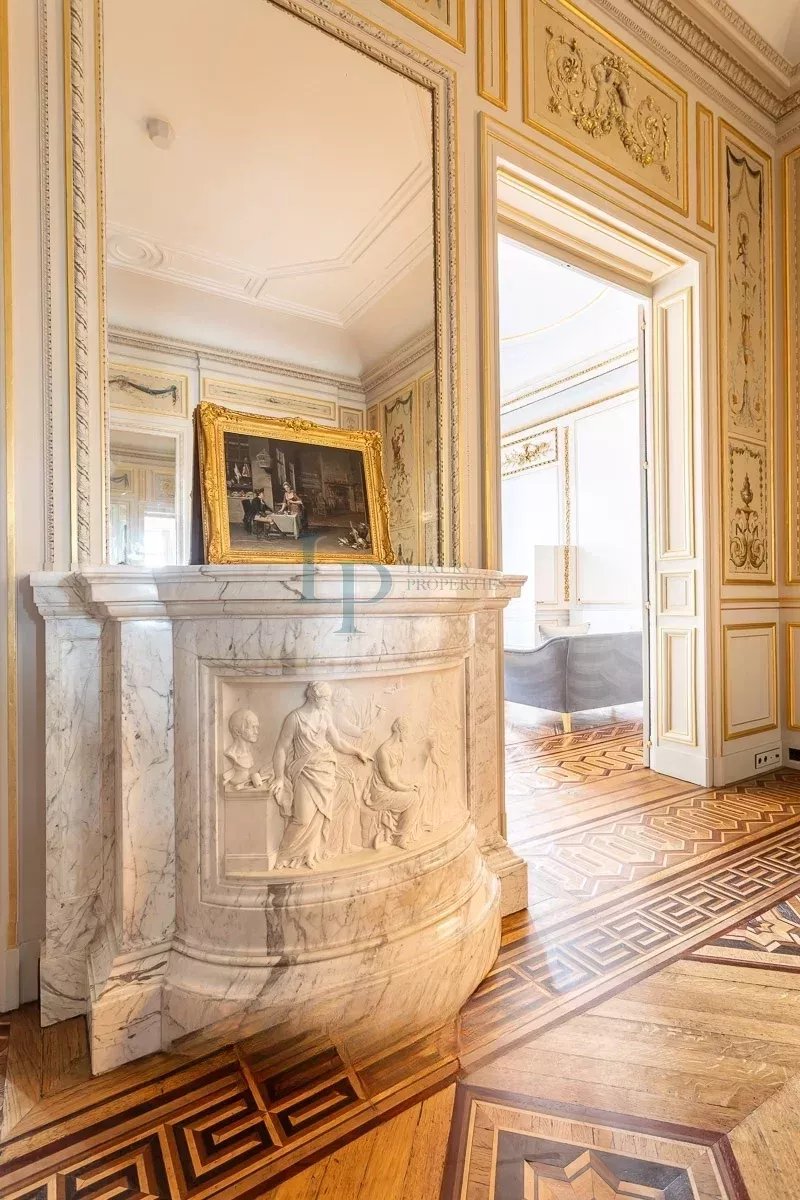 Exceptionnel appartement de luxe face au Jardin des Tuileries