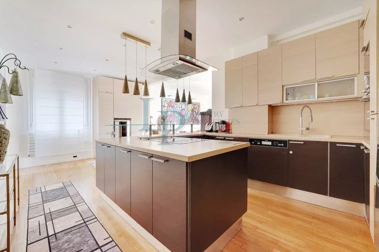 Appartement 84 m2 – Neuilly Sur Seine – 3 pièces – Les Sablons