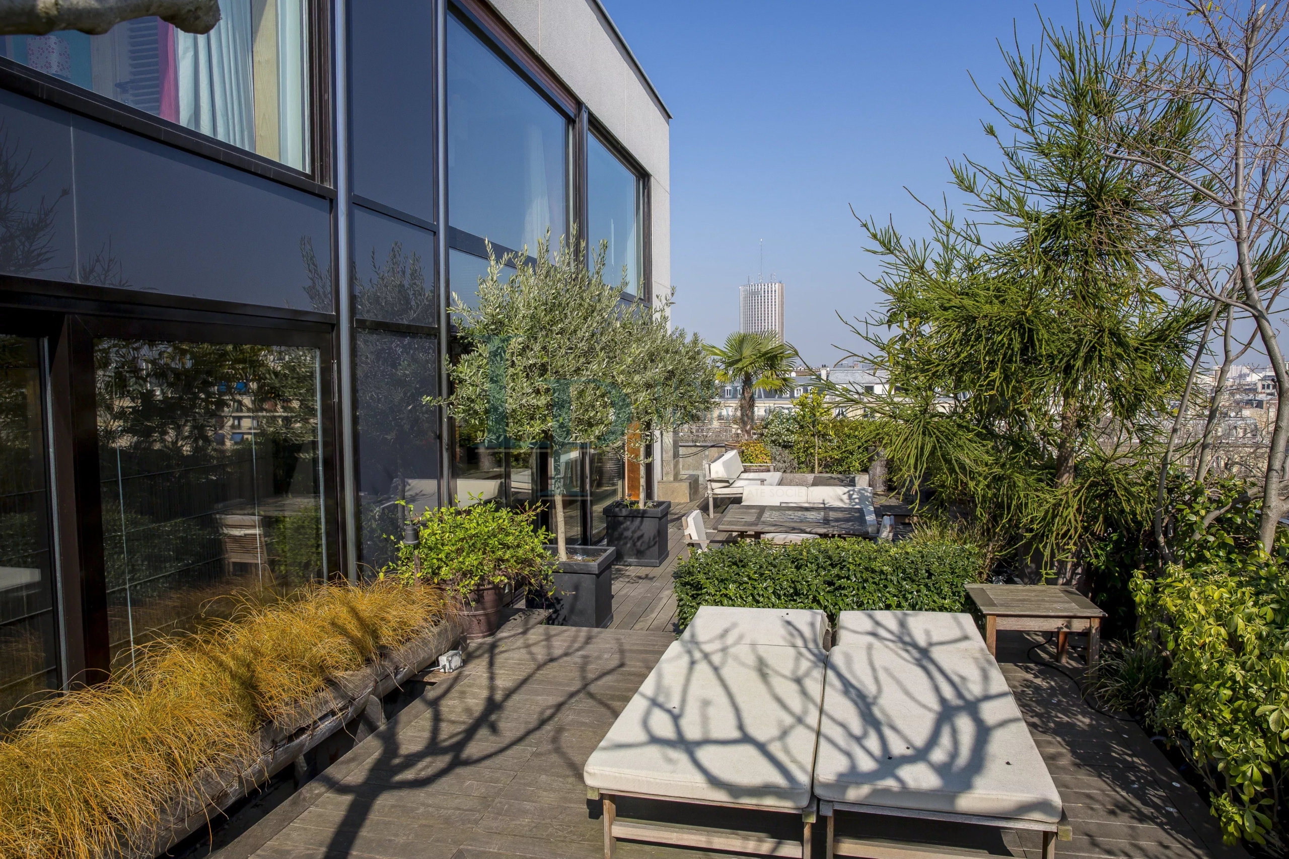 PENTHOUSE DE LUXE avec TERRASSE avenue Foch