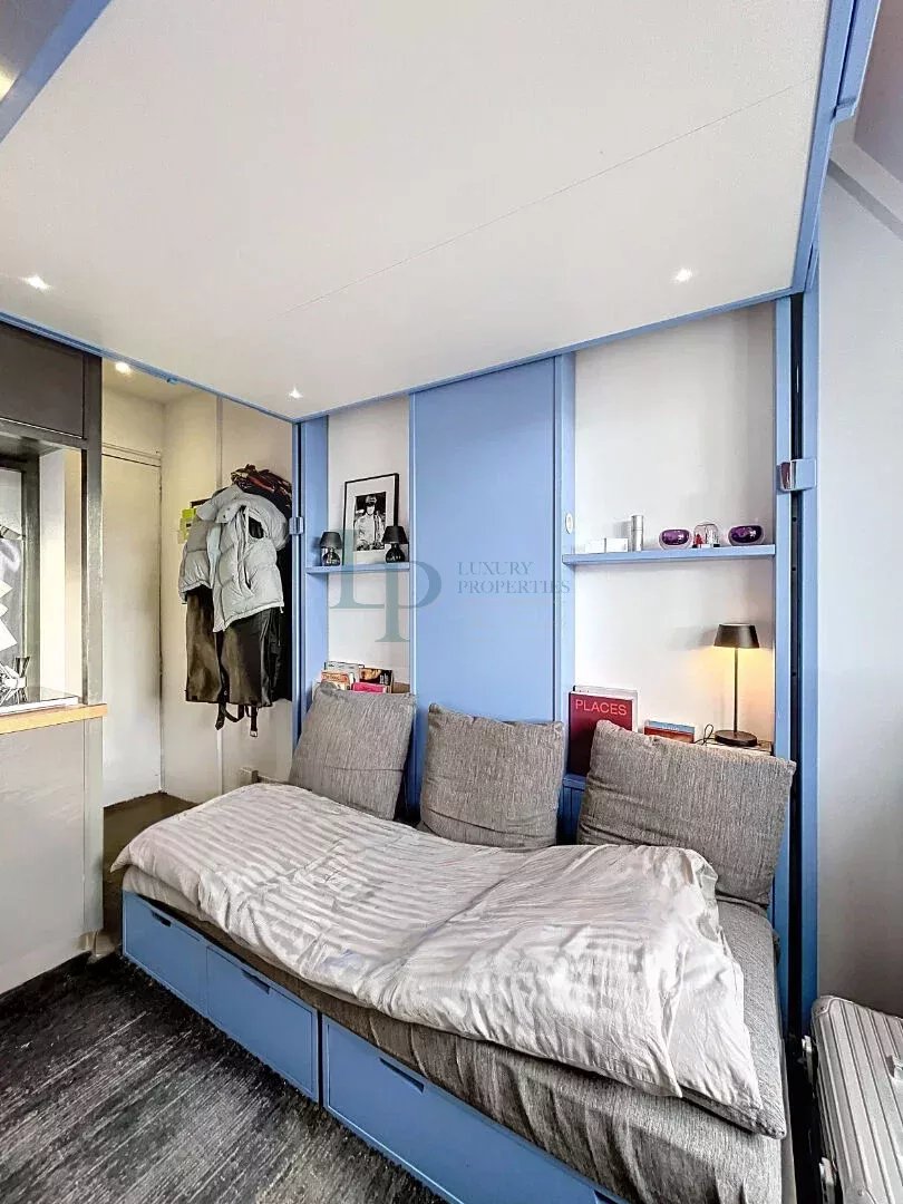 Studette équipée à vendre – Paris VIII – Europe / Saint-Augustin