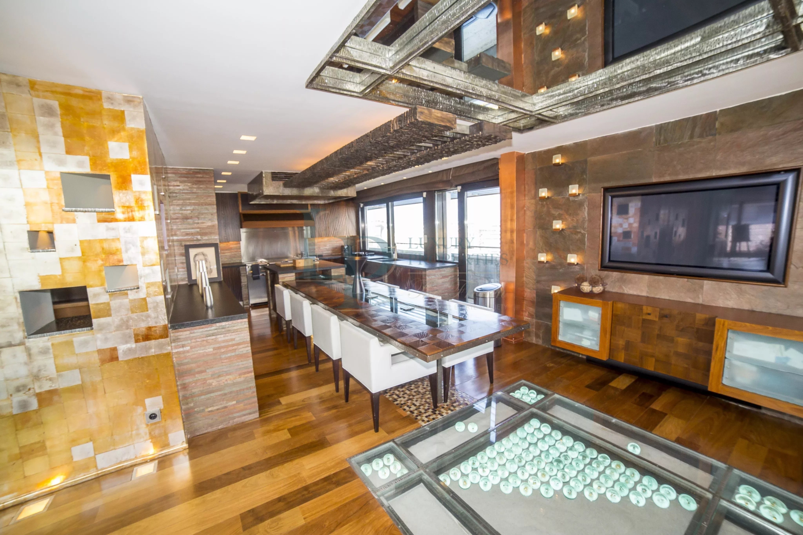 PENTHOUSE DE LUXE avec TERRASSE avenue Foch