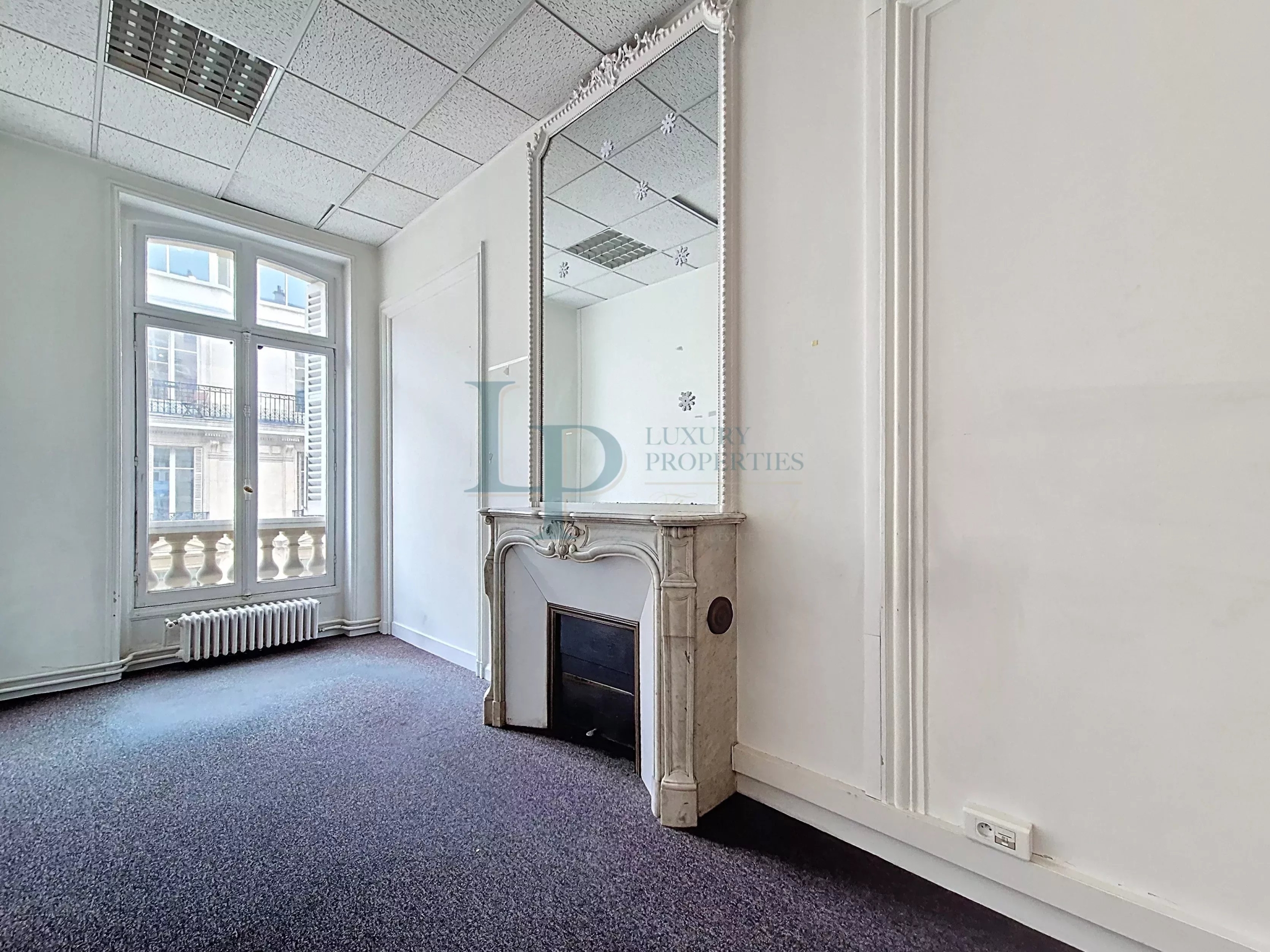 PARIS 8 – PARC MONCEAU / HAUSSMANN – BUREAUX D’ENVIRON 400 M2