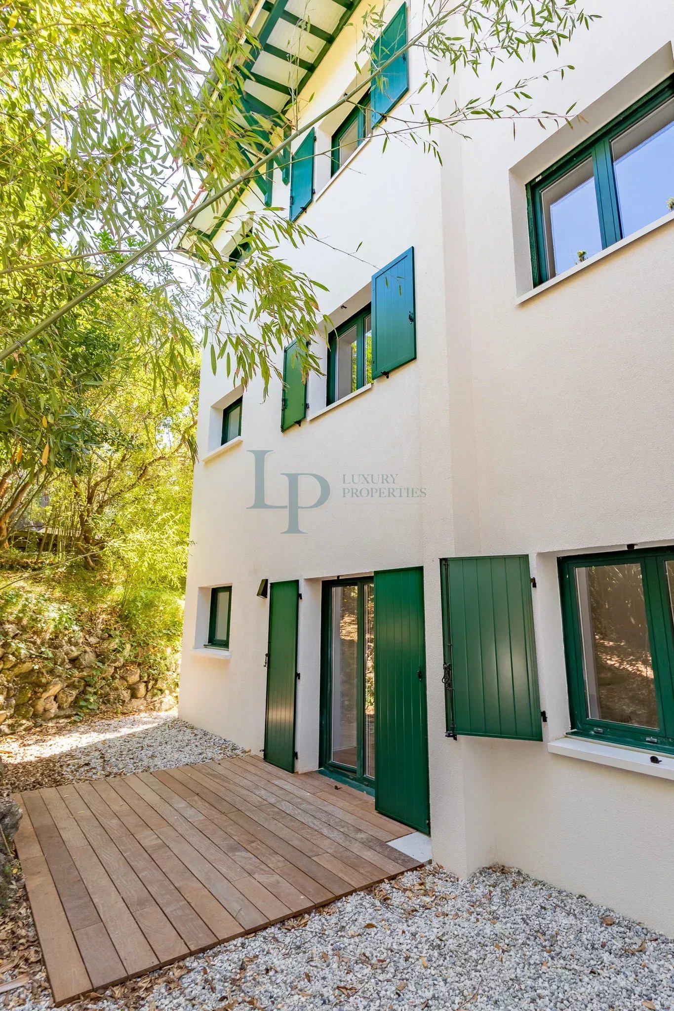 APPARTEMENT 3 PIÈCES MEUBLÉ AVEC TERRASSE DE 91M²– LE PYLA-SUR-MER
