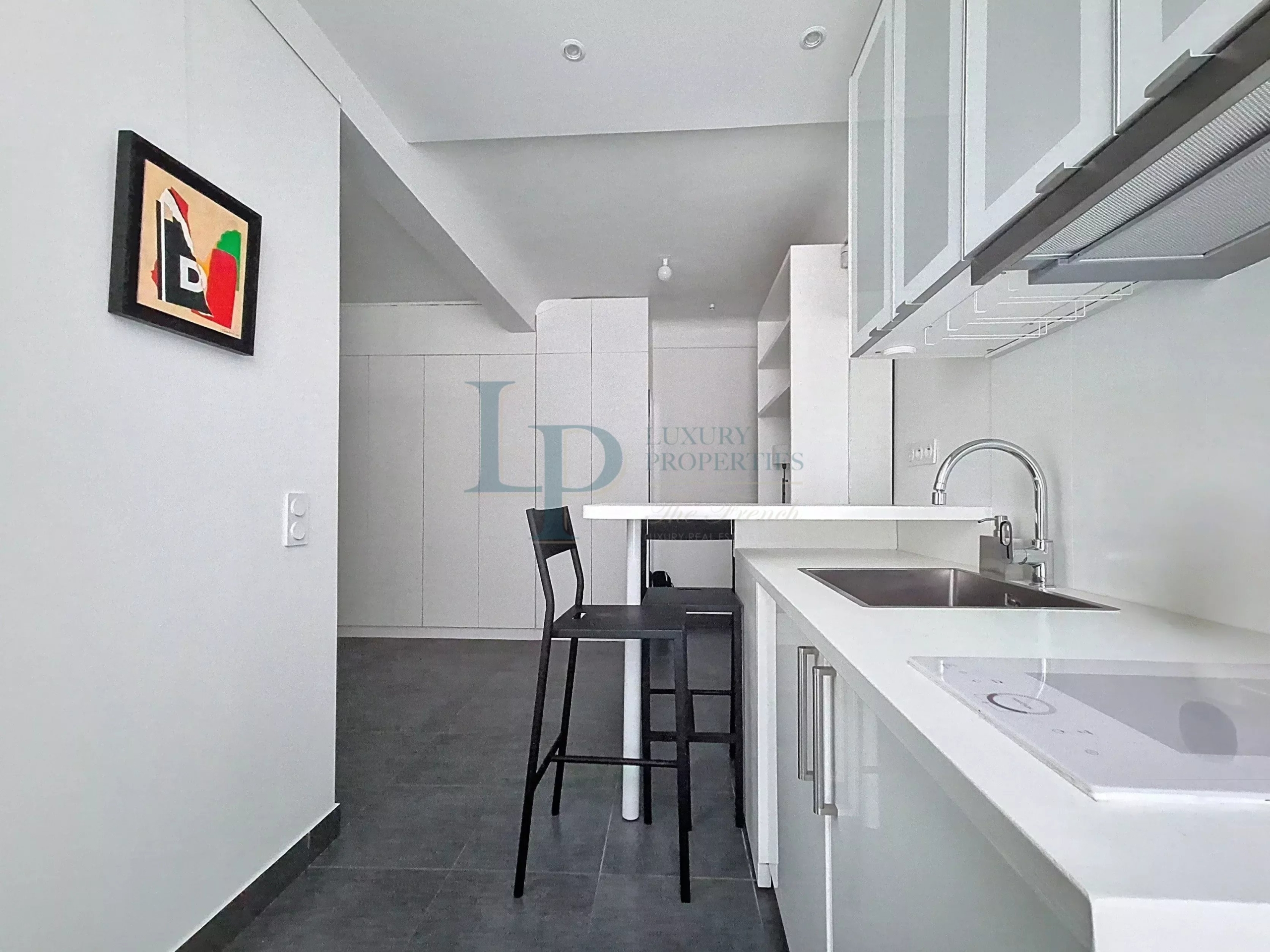 Studio Moderne au Trocadéro, Paris 16ème