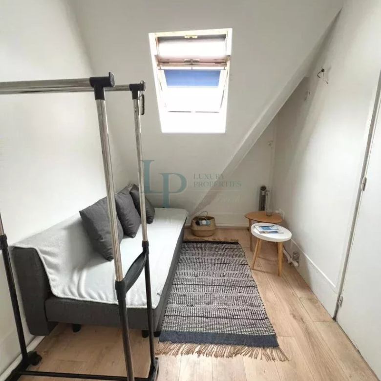 Studette à vendre – Paris VIII – Quartier Europe