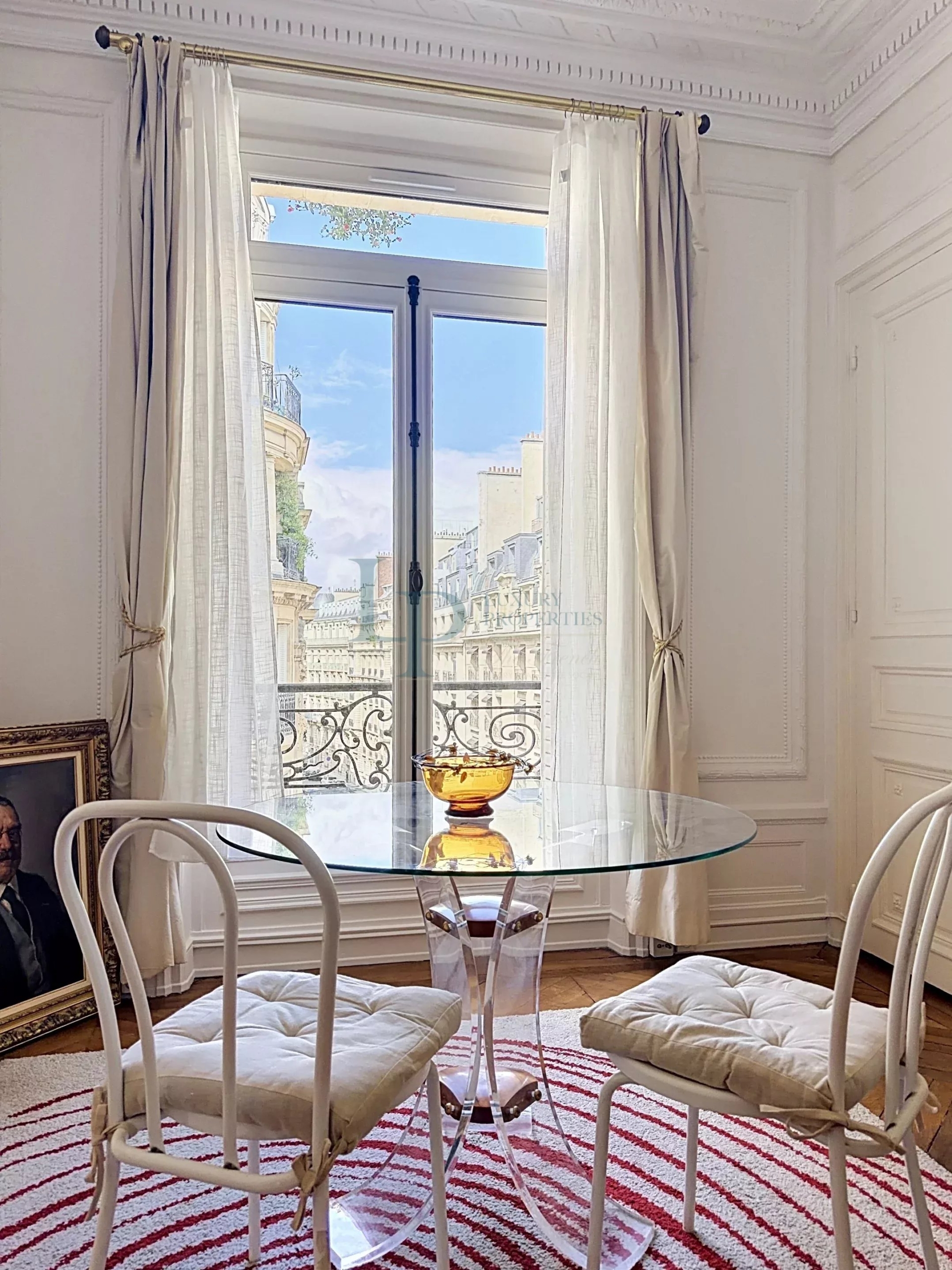 EXCLUSIVITÉ – PARIS VIII – APPARTEMENT 6 PIÈCES – 3/4 CHAMBRES –
