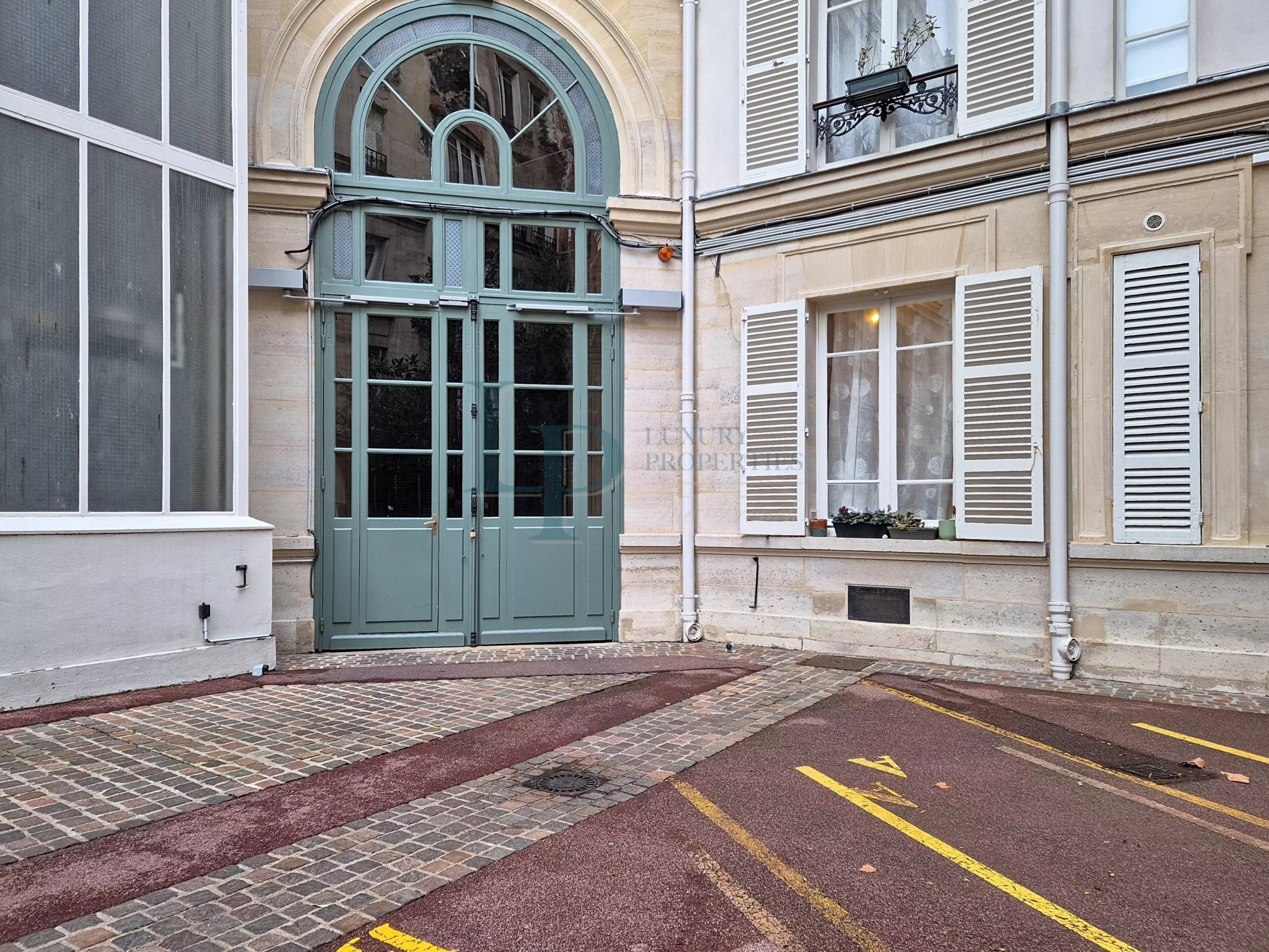 Studio charmant à Plaine-Monceau