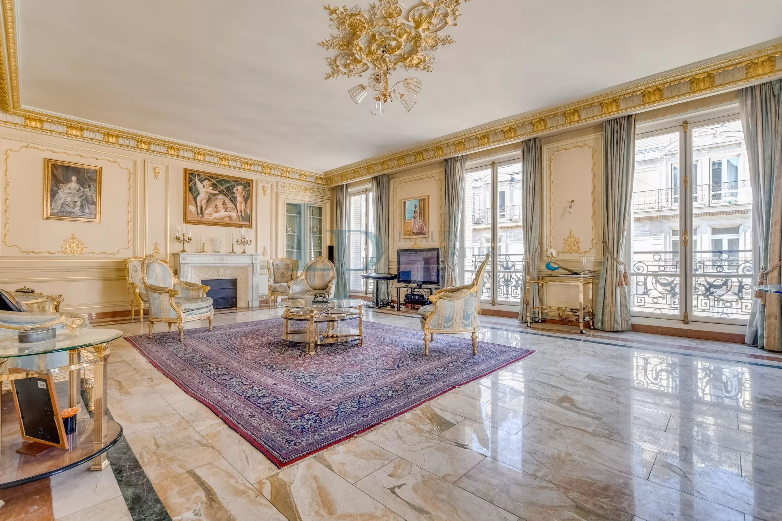 PARIS VIII – TRIANGLE D’OR | APPARTEMENT DE RÉCEPTION – 184 M²