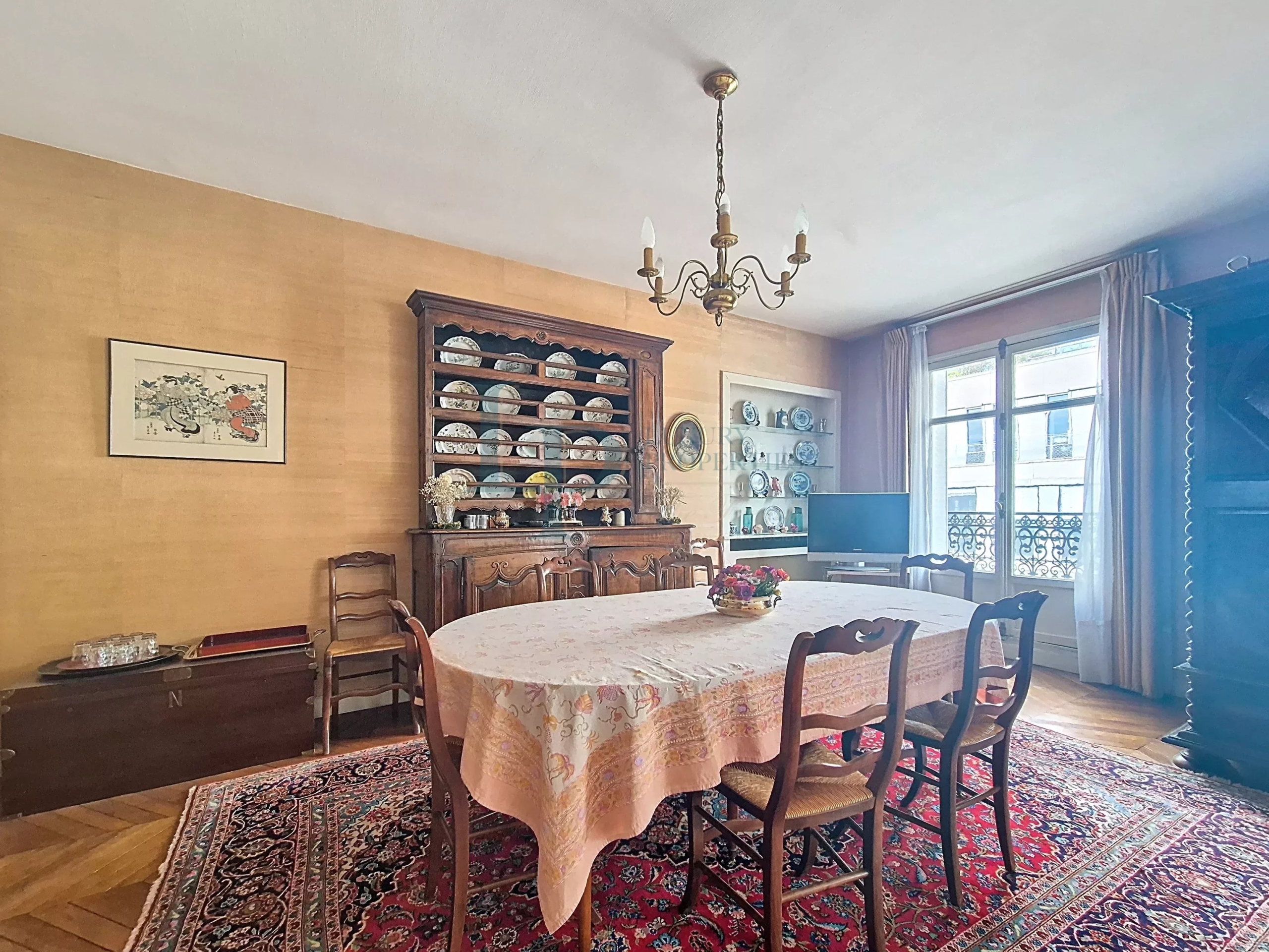 Appartement d’Exception à Plaine-Monceau